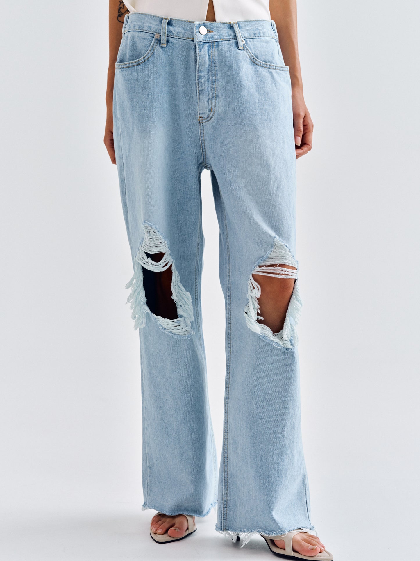 Relaxed Destroyed Jeans, Light Blue