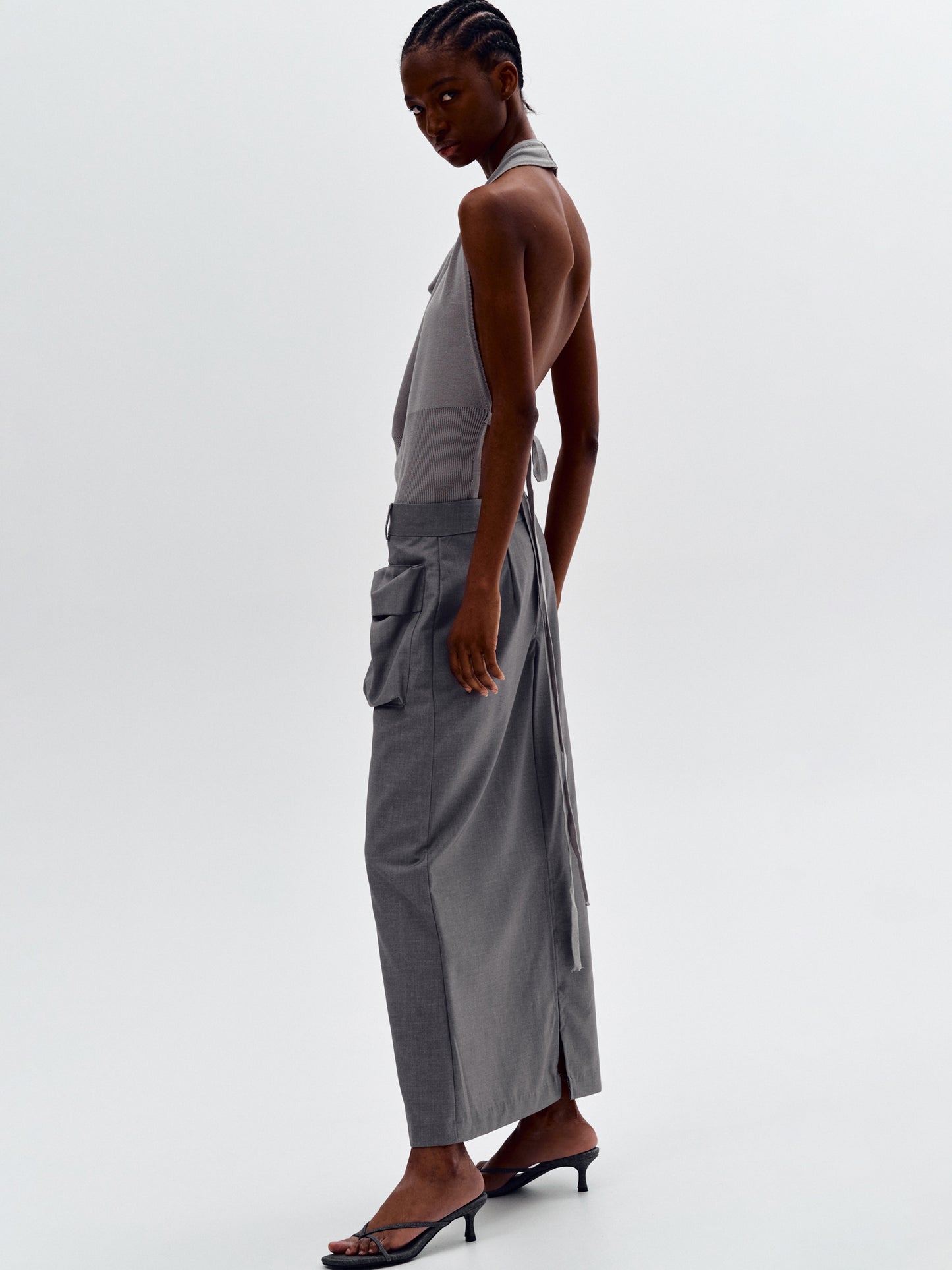 (Pre-order) Backless Cowl Neck Knit, Gray