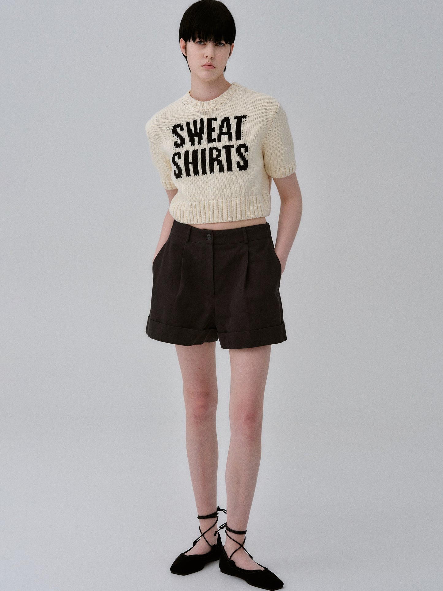 Wide Leg Turn-Up Shorts, Black