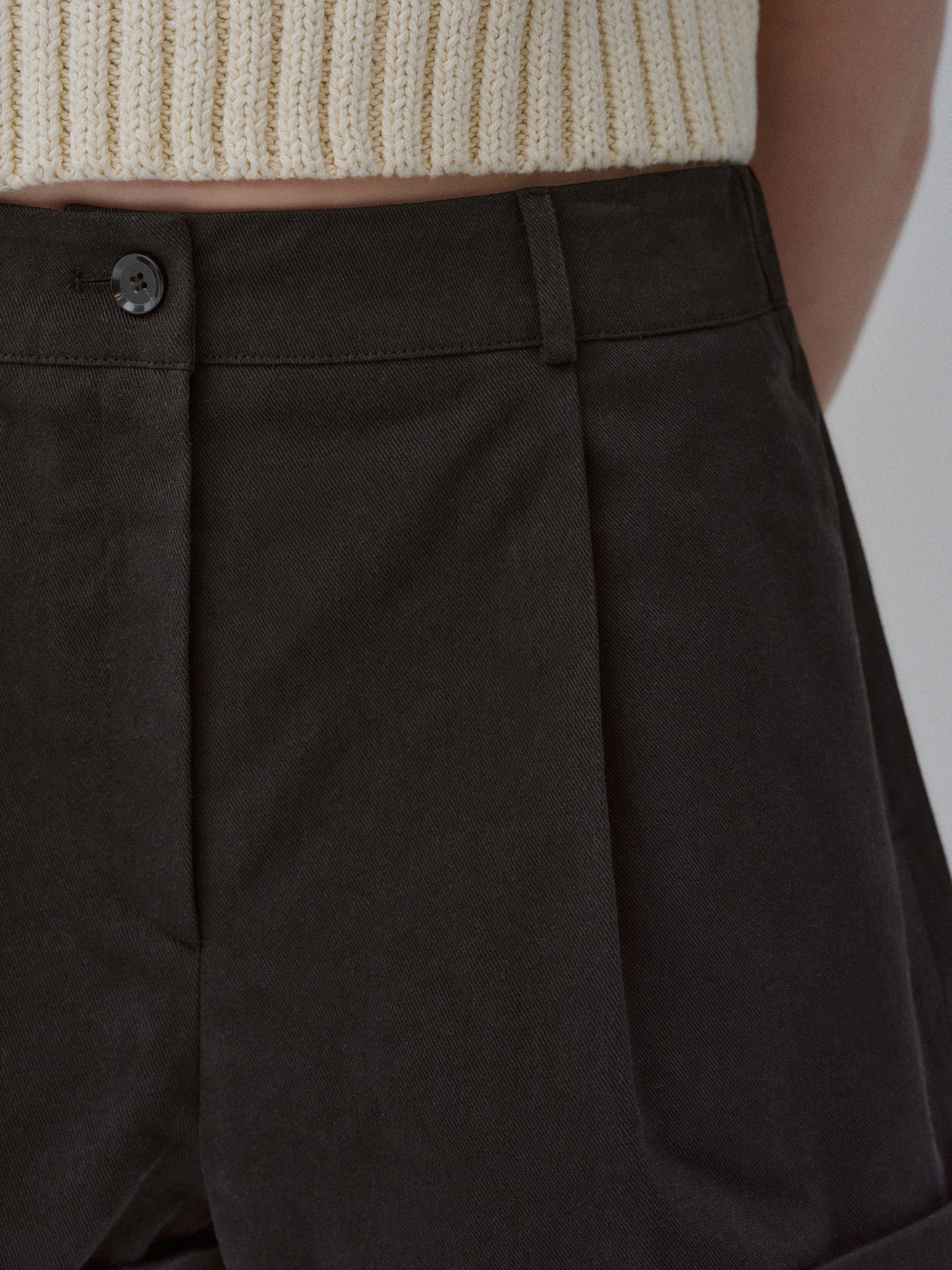 Wide Leg Turn-Up Shorts, Black