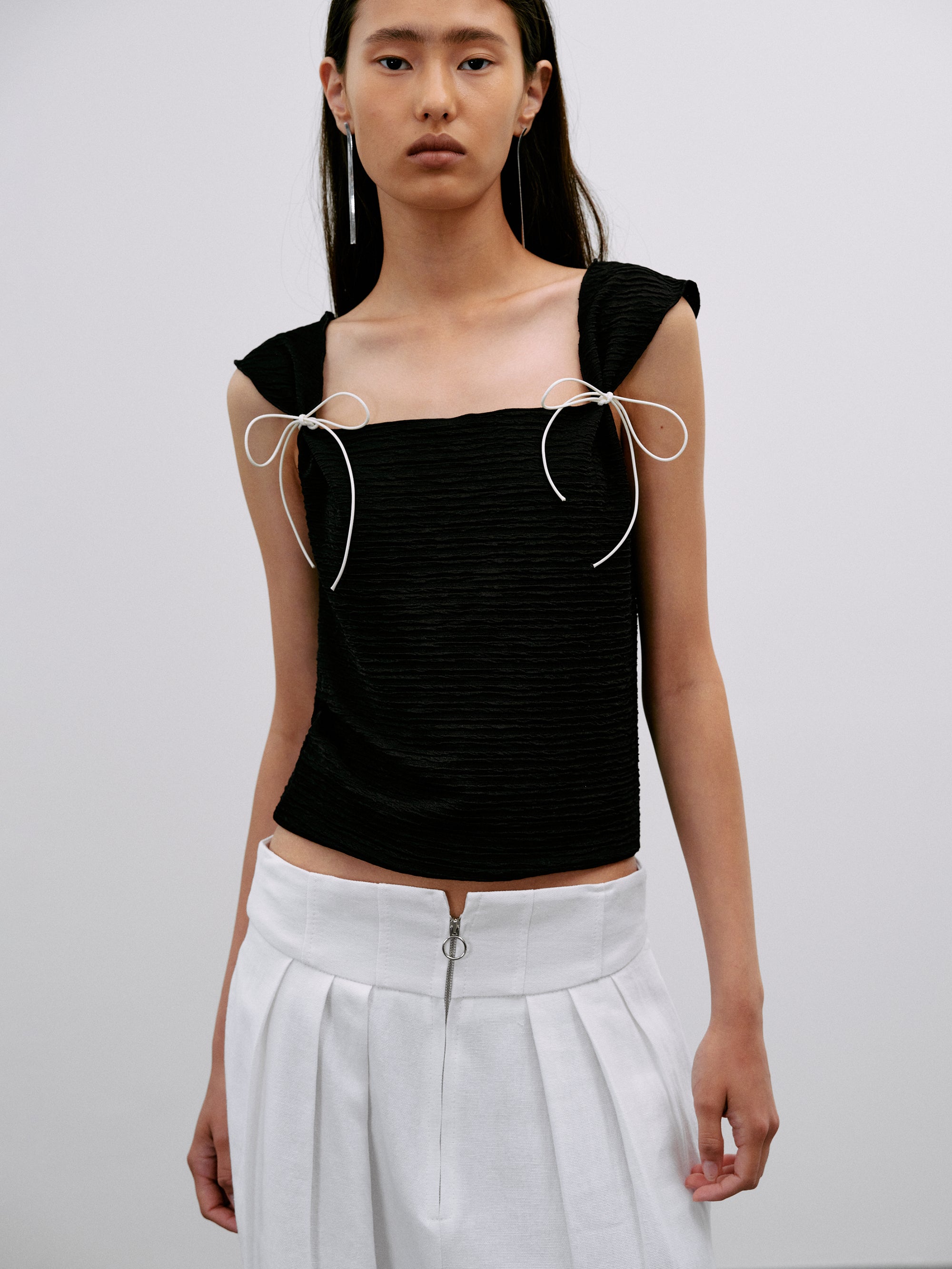 Bow Gauze Top, Black – SourceUnknown