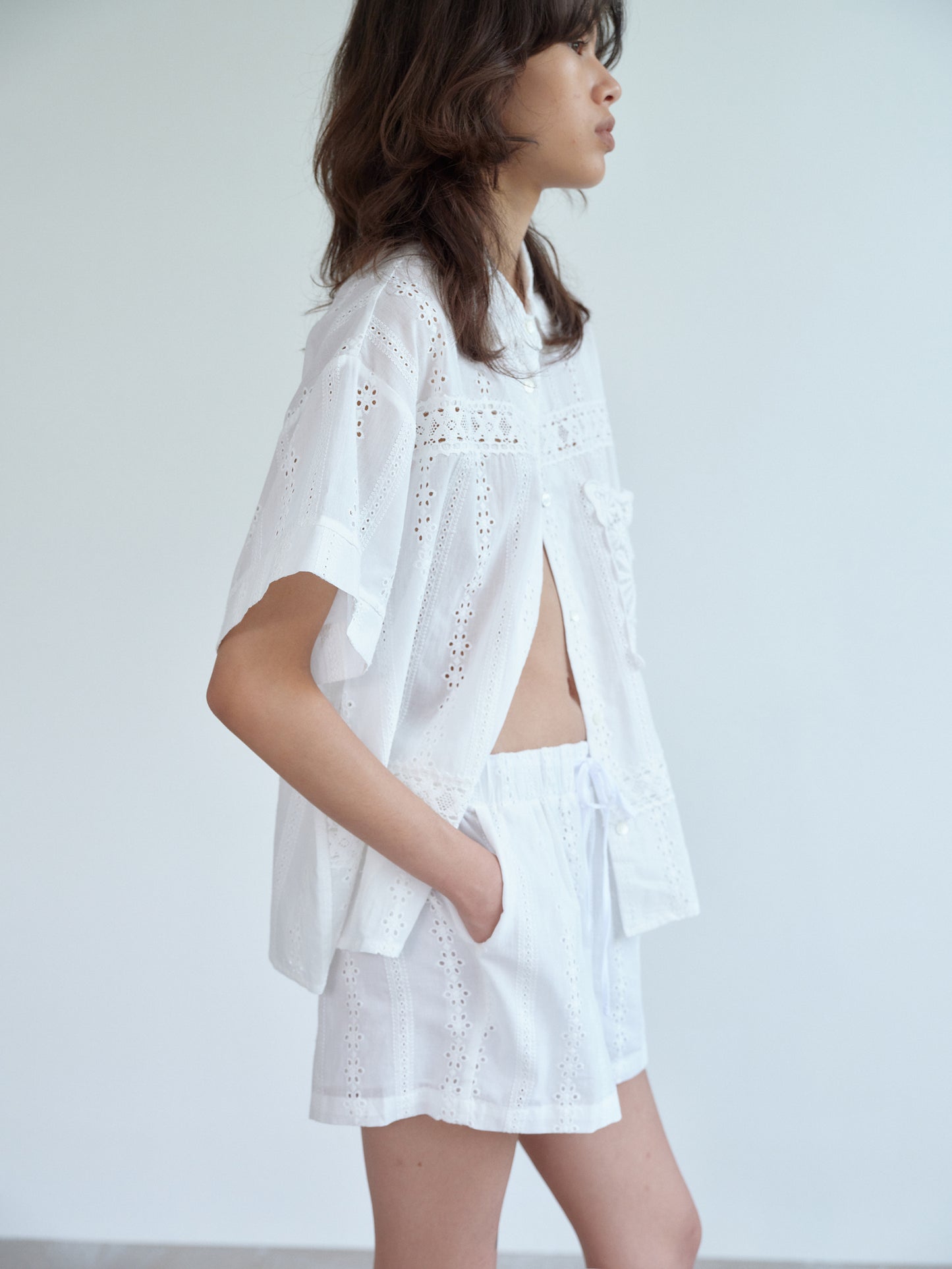 Broderie Anglaise Shorts, White