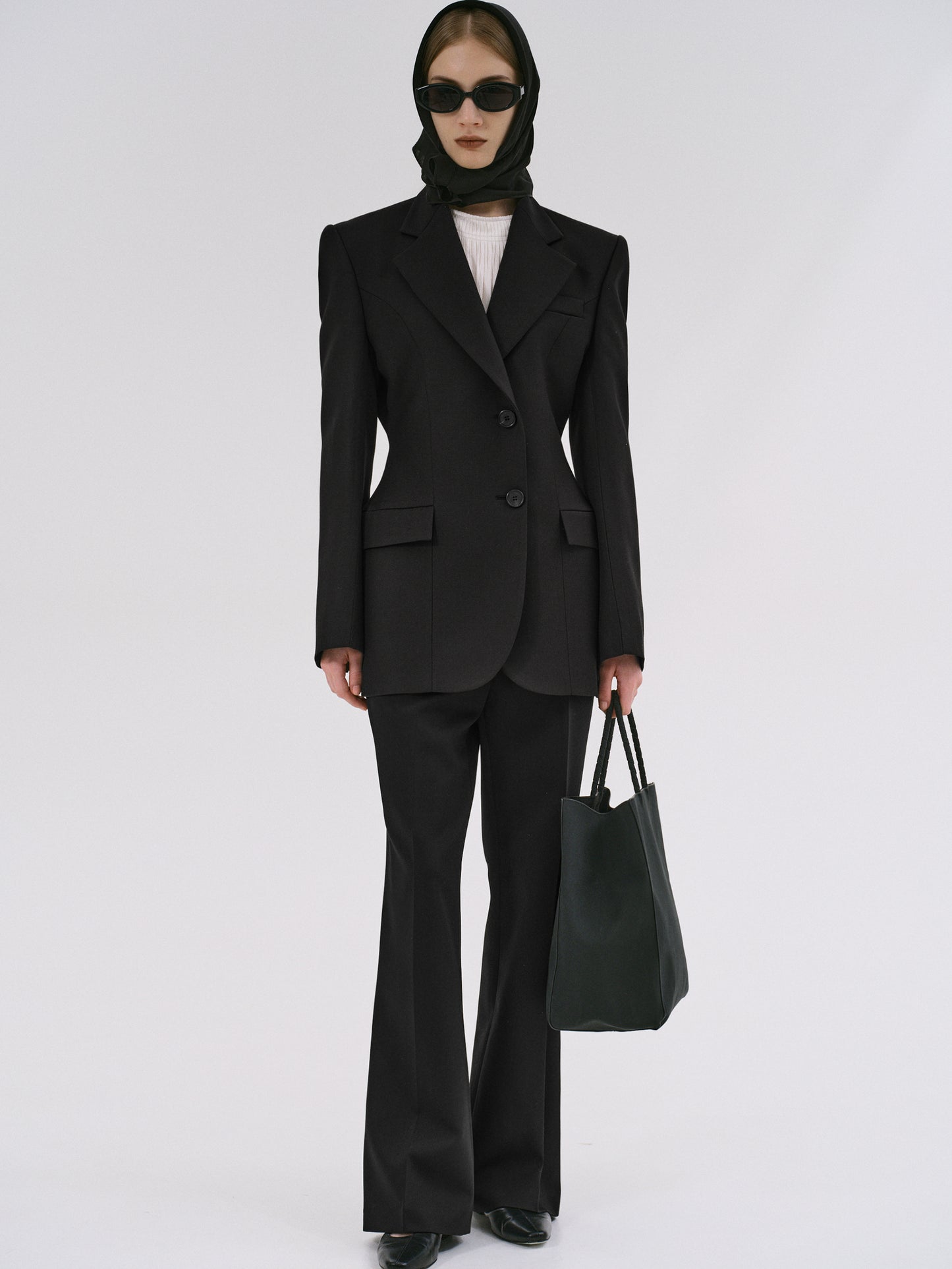 (Pre-order) Poldo Hourglass Blazer, Black