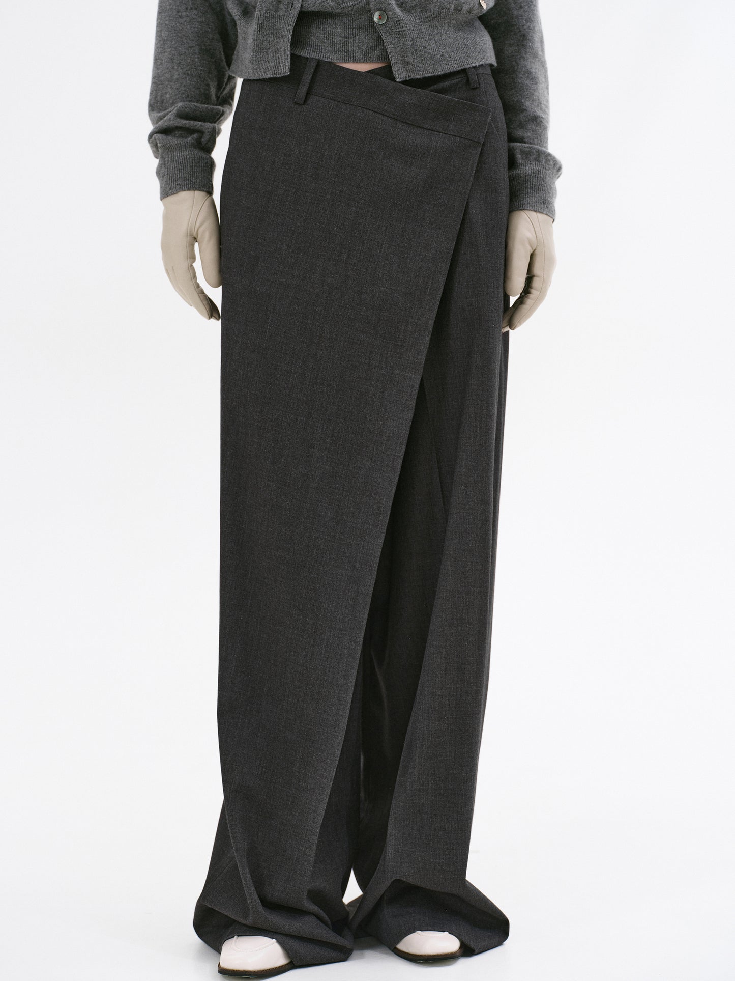 (Pre-order) Rennert Criss Cross Trousers, Charcoal