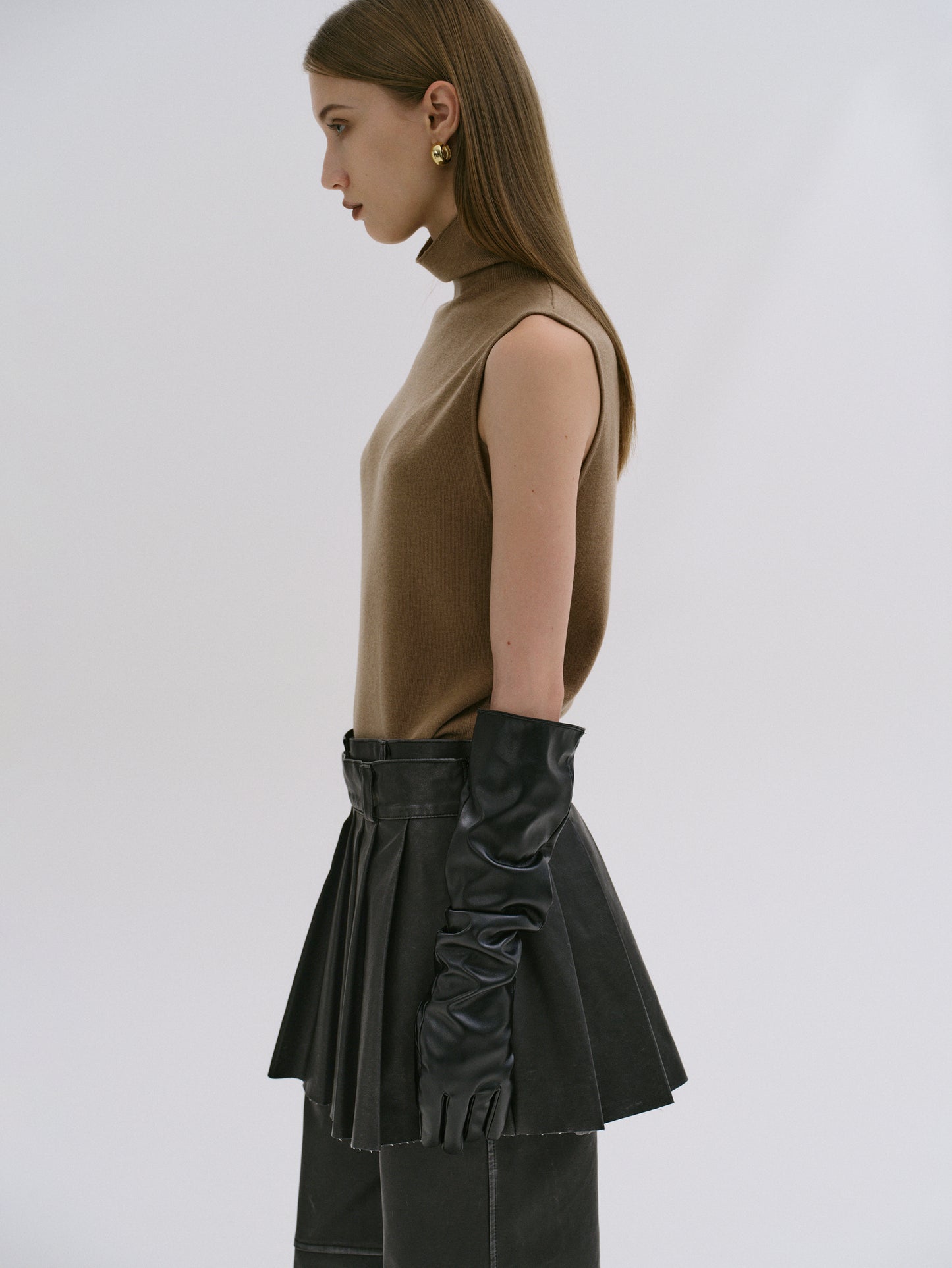 Signature Sleeveless Knit Turtleneck, Mocha