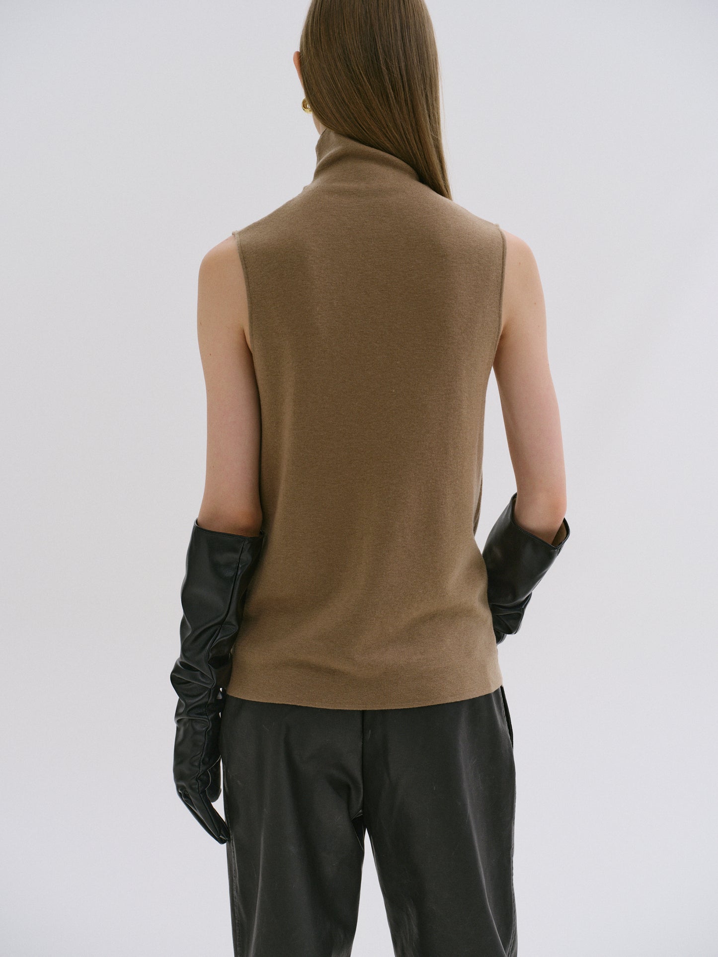 Signature Sleeveless Knit Turtleneck, Mocha