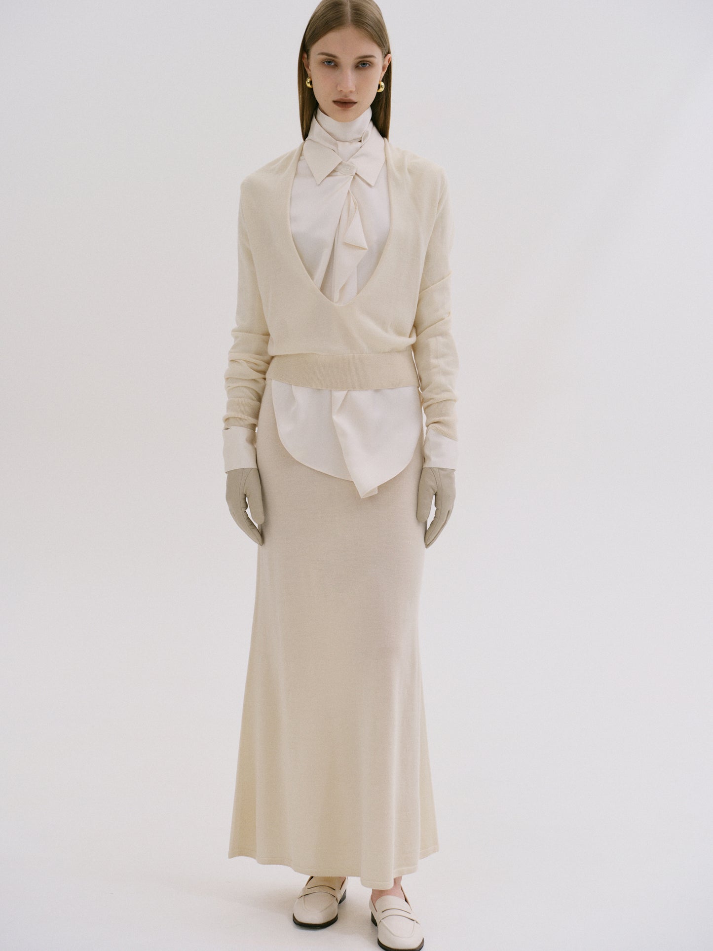 Plunge V-Neck Pullover, Macadamia