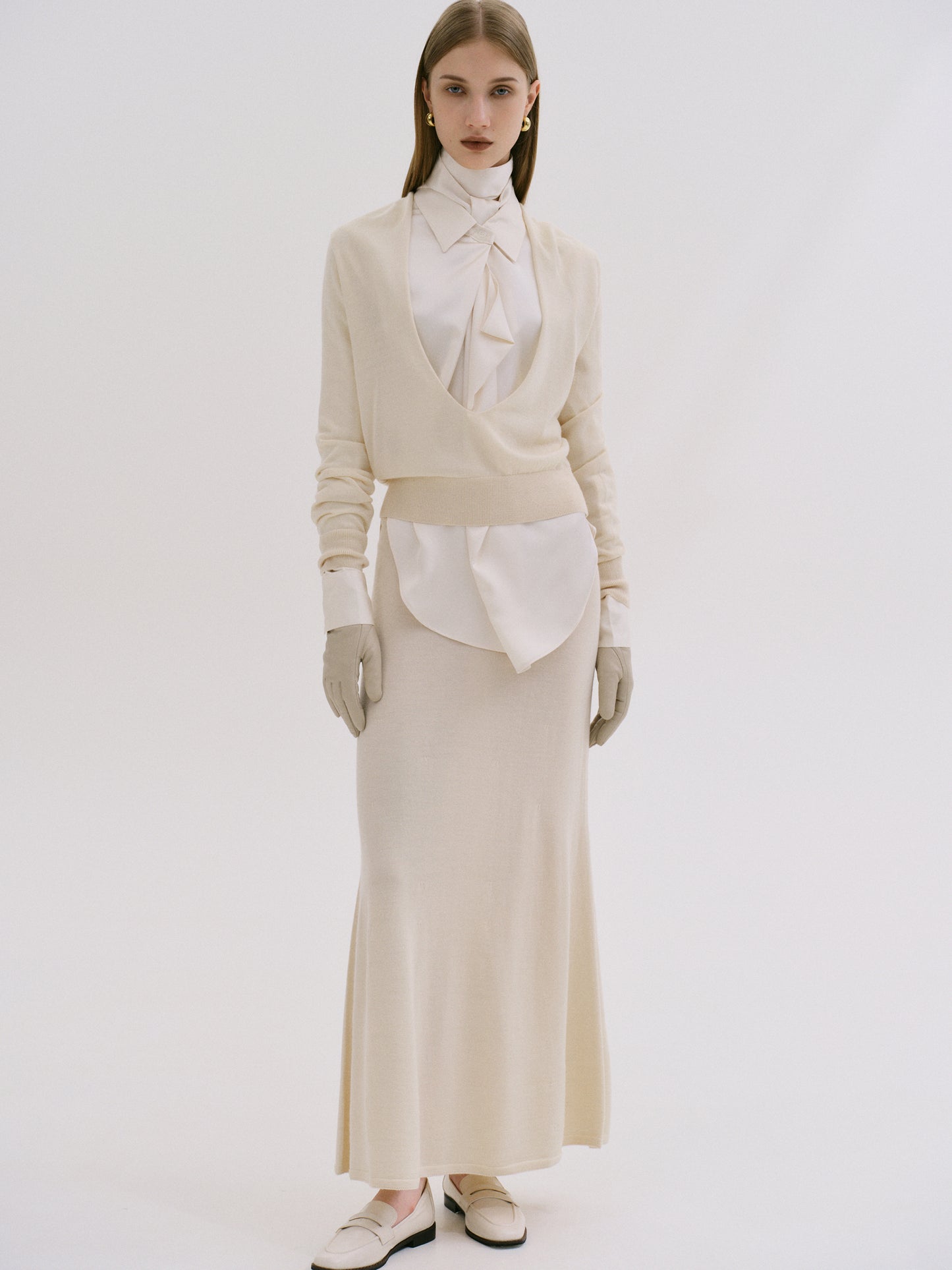 Plunge V-Neck Pullover, Macadamia