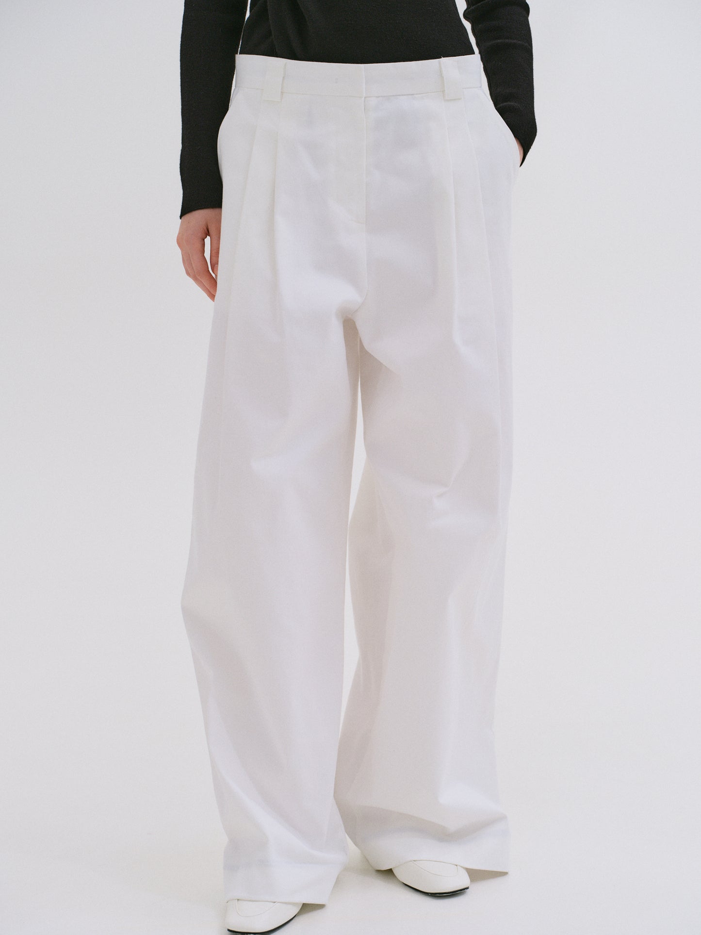 Pleated Cotton Twill Trousers, White