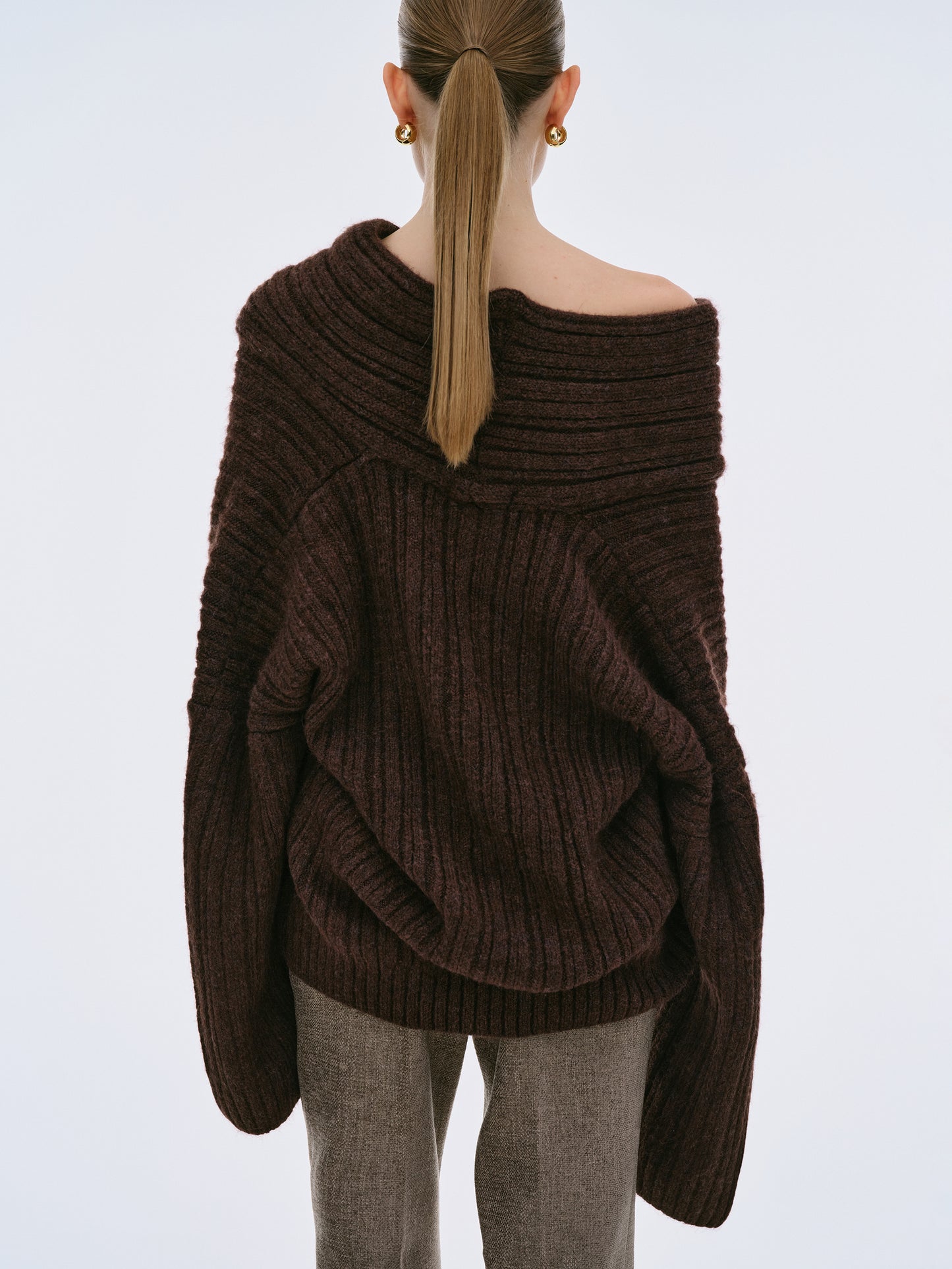 (Pre-order) Becca Oversized High Roll Knit Pullover, Chocolate