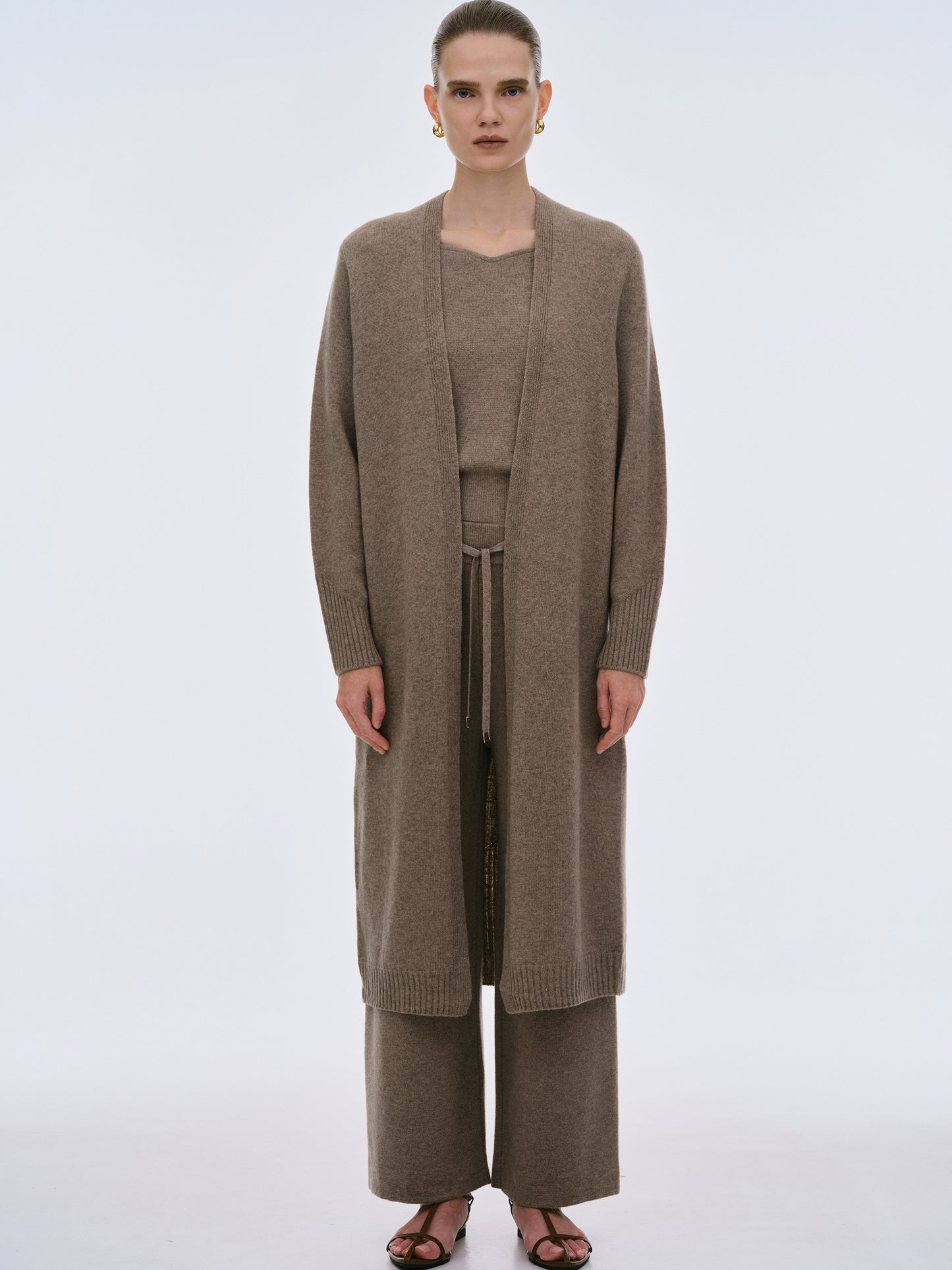 Fonteyn Cashmere Cardigan, Mud