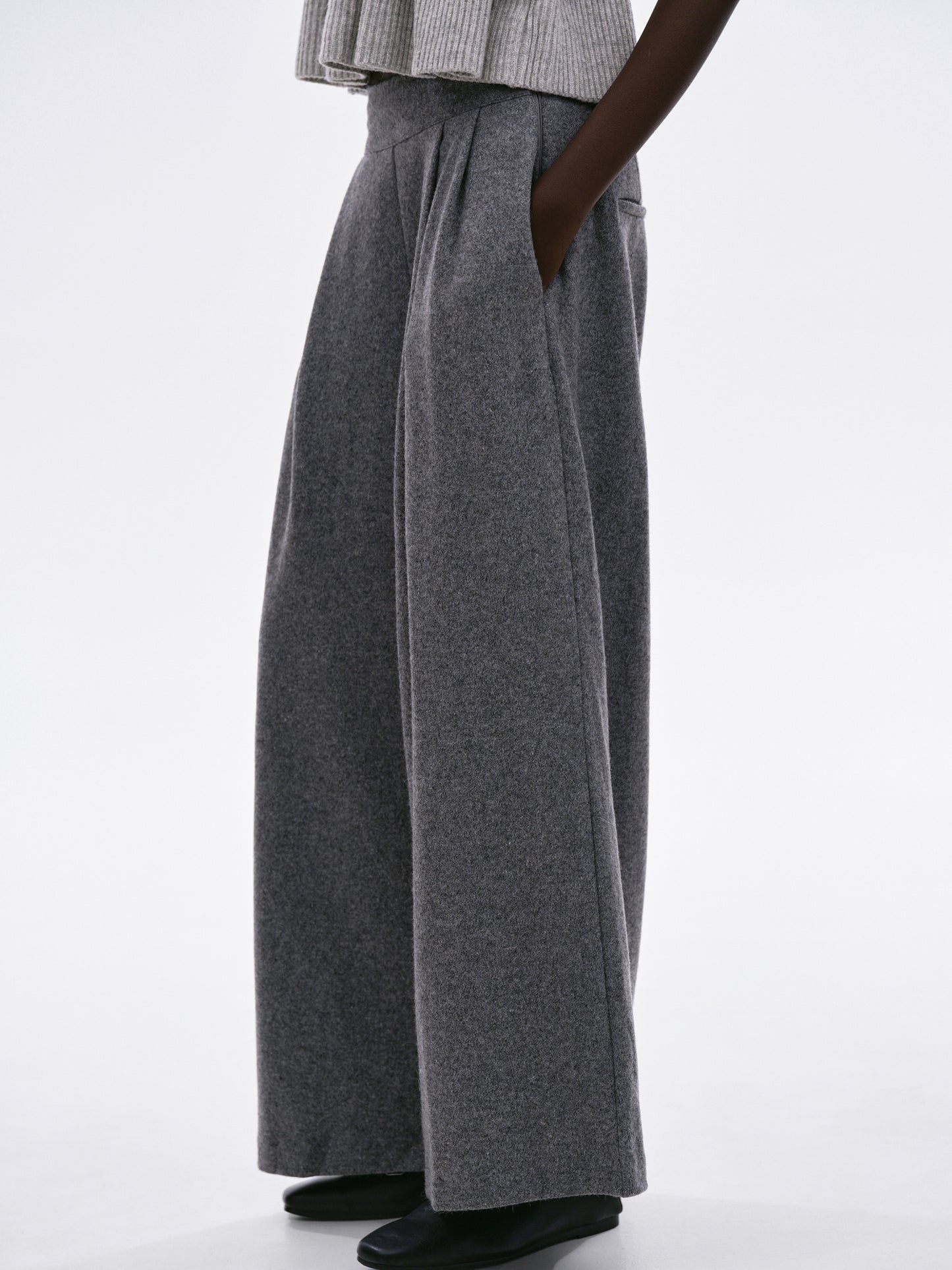 Wide-Leg Wool Trousers, Charcoal