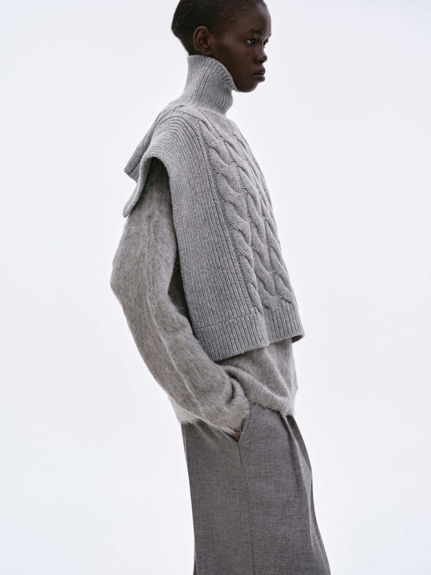 Kodilia Cable Knit Turtleneck Warmer, Light Grey