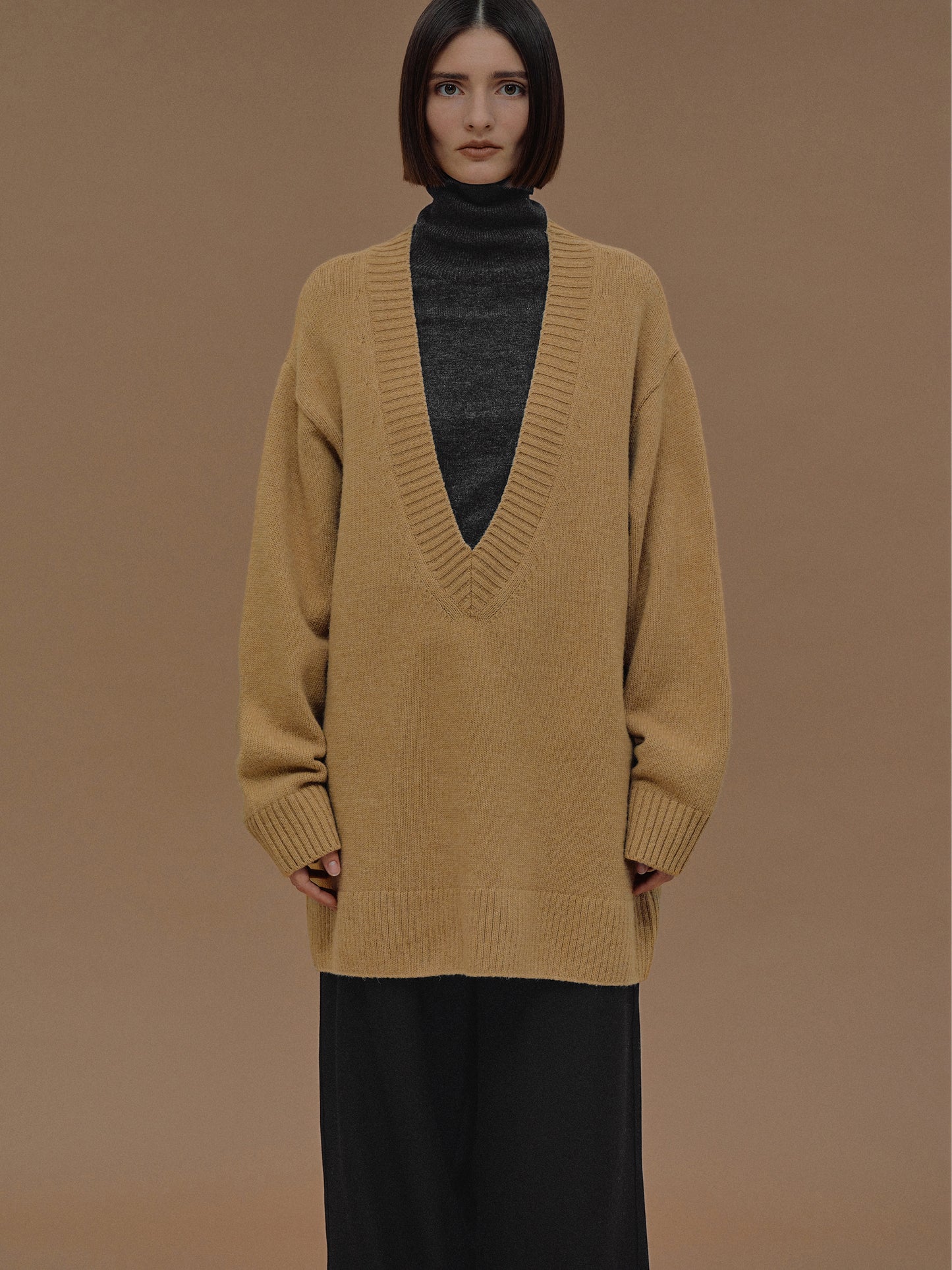 Agatha Lambswool Long Sweater, Sand