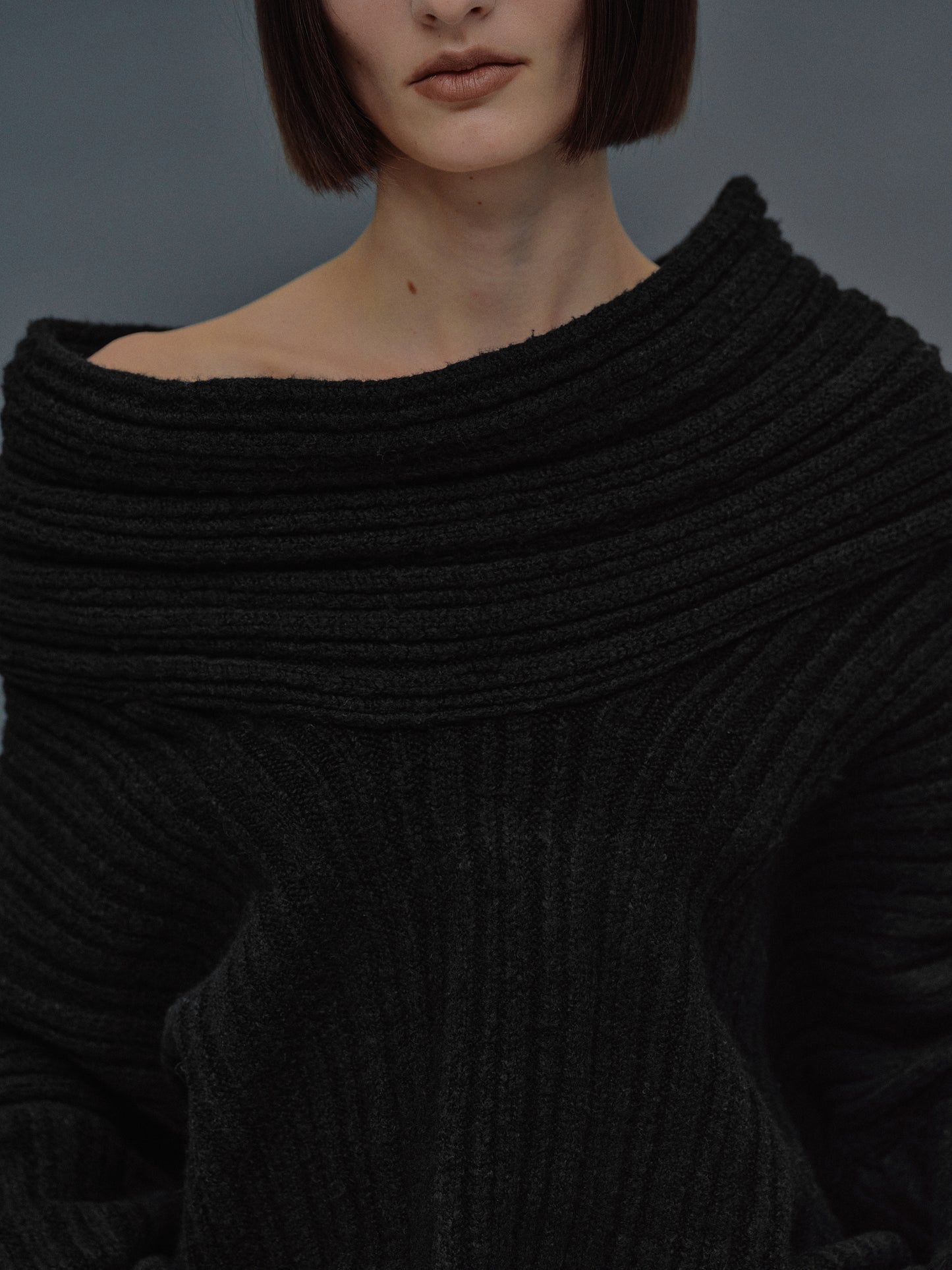 (Pre-order) Becca Oversized High Roll Knit Pullover, Black
