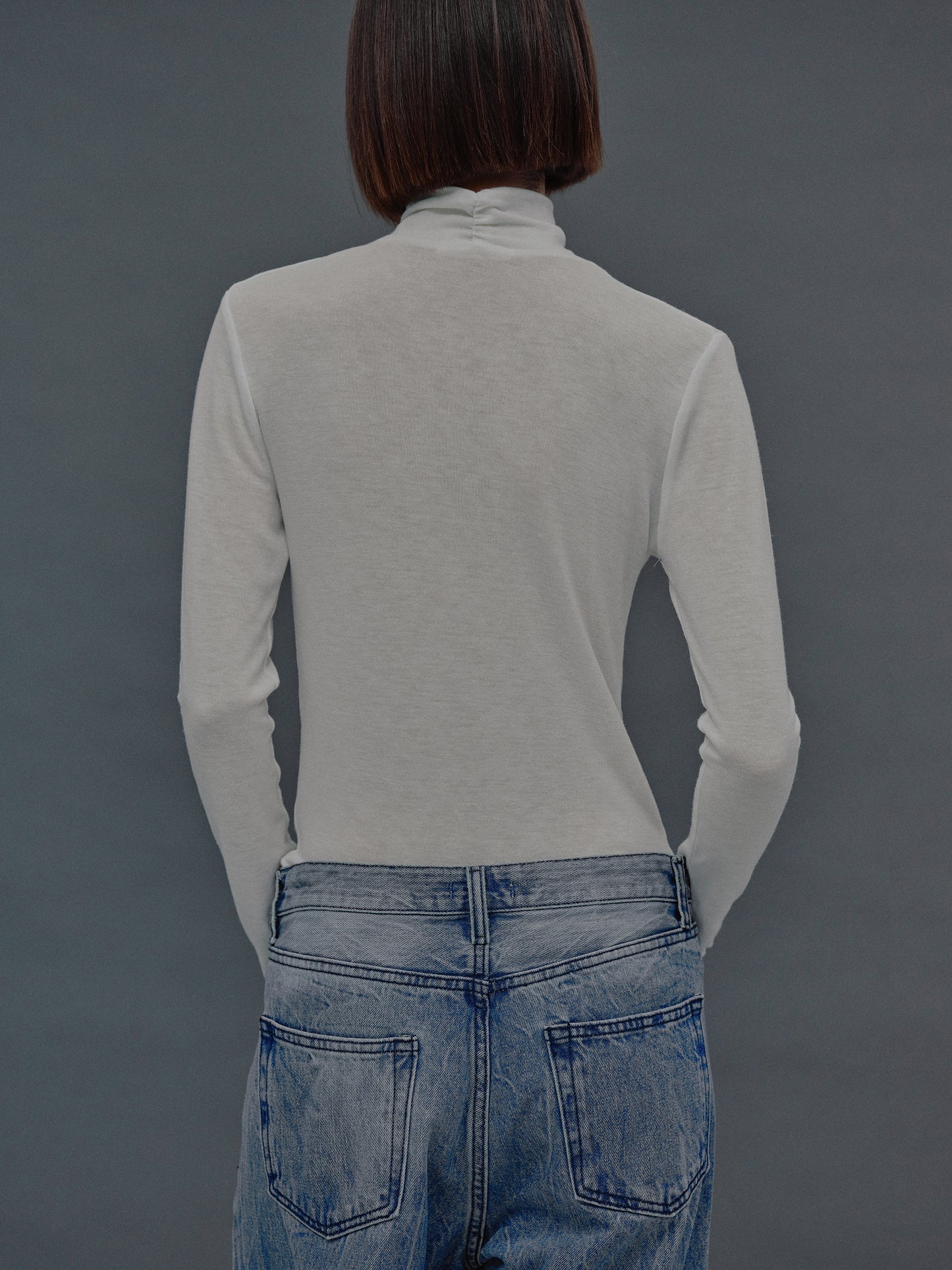 Daye Cross Neck Wool T-Shirt, White