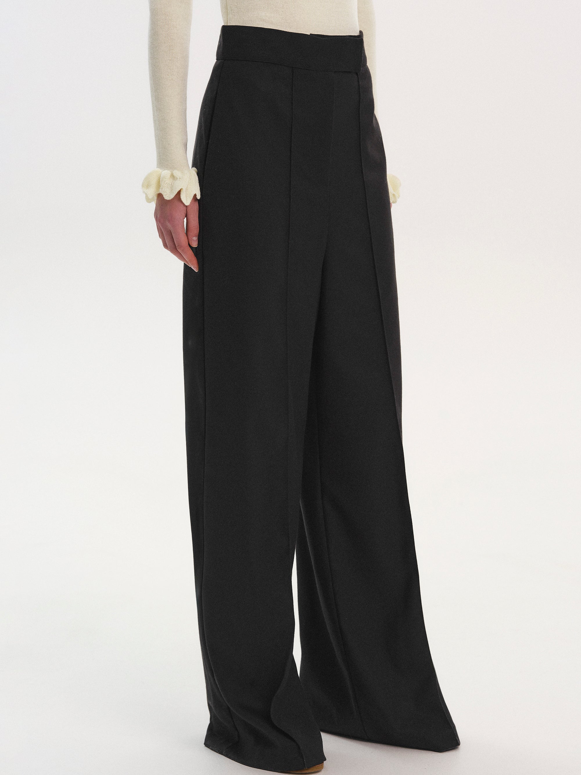 Selvan High Waist Creased Trousers, Black