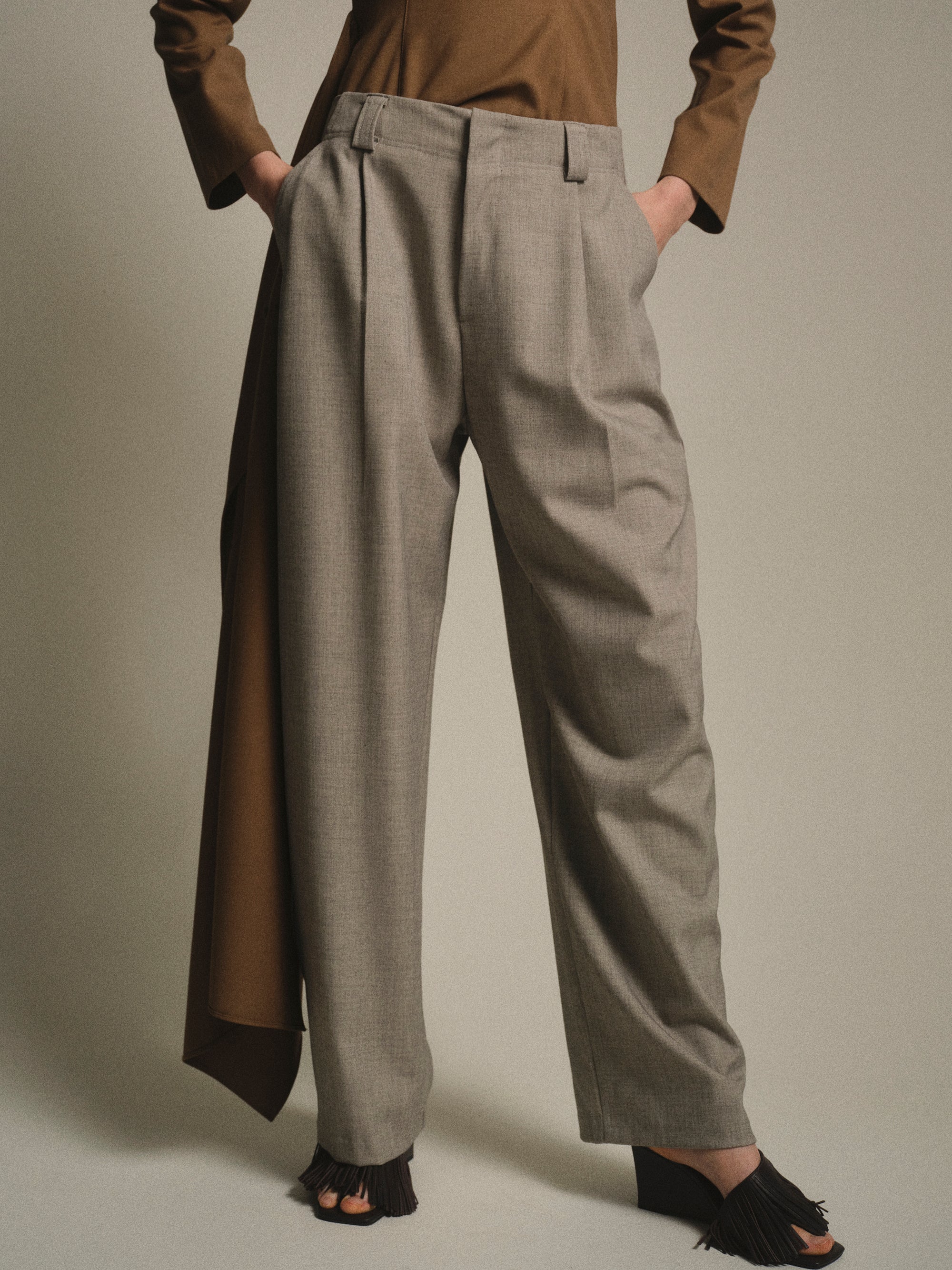 Wide Leg Suit Trousers, Grey – SourceUnknown
