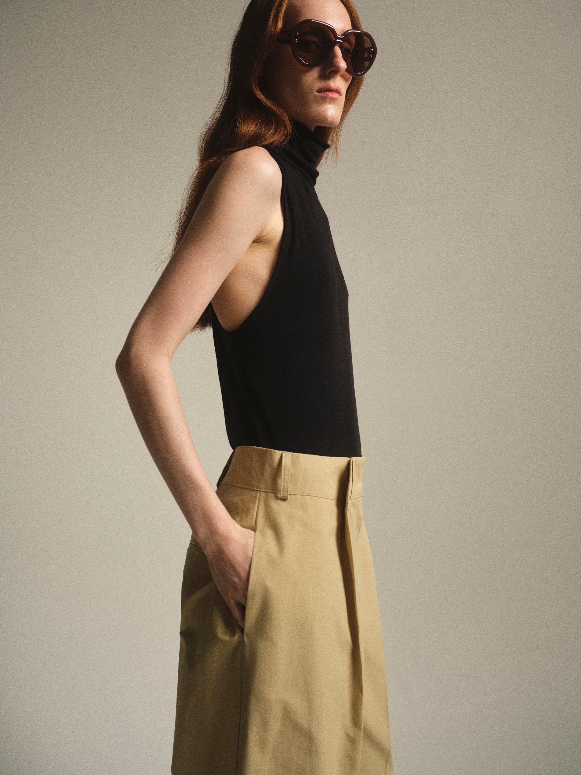Twist Back Roll Neck Top, Black