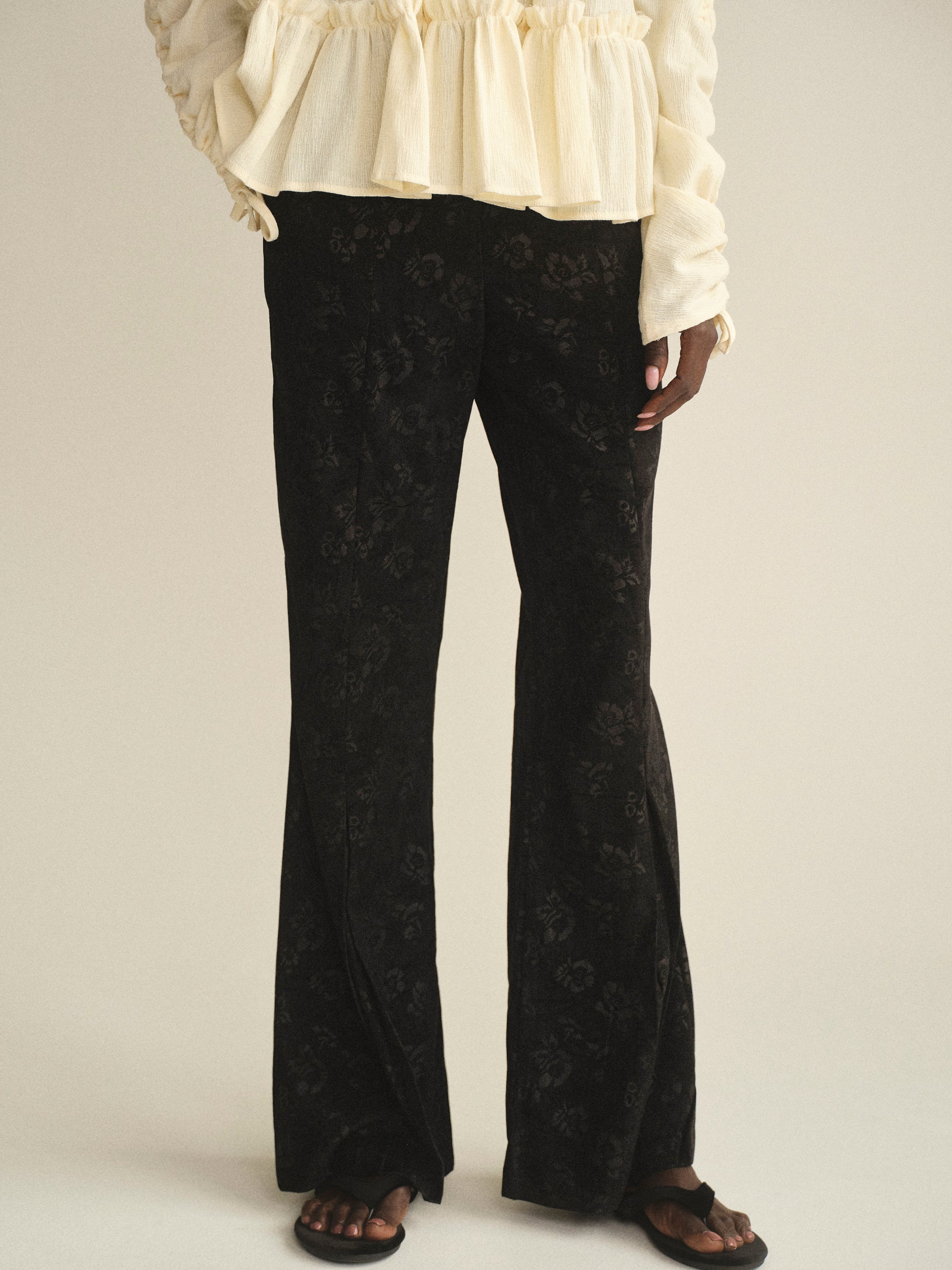 Floral-Print Velvet Pants, Black