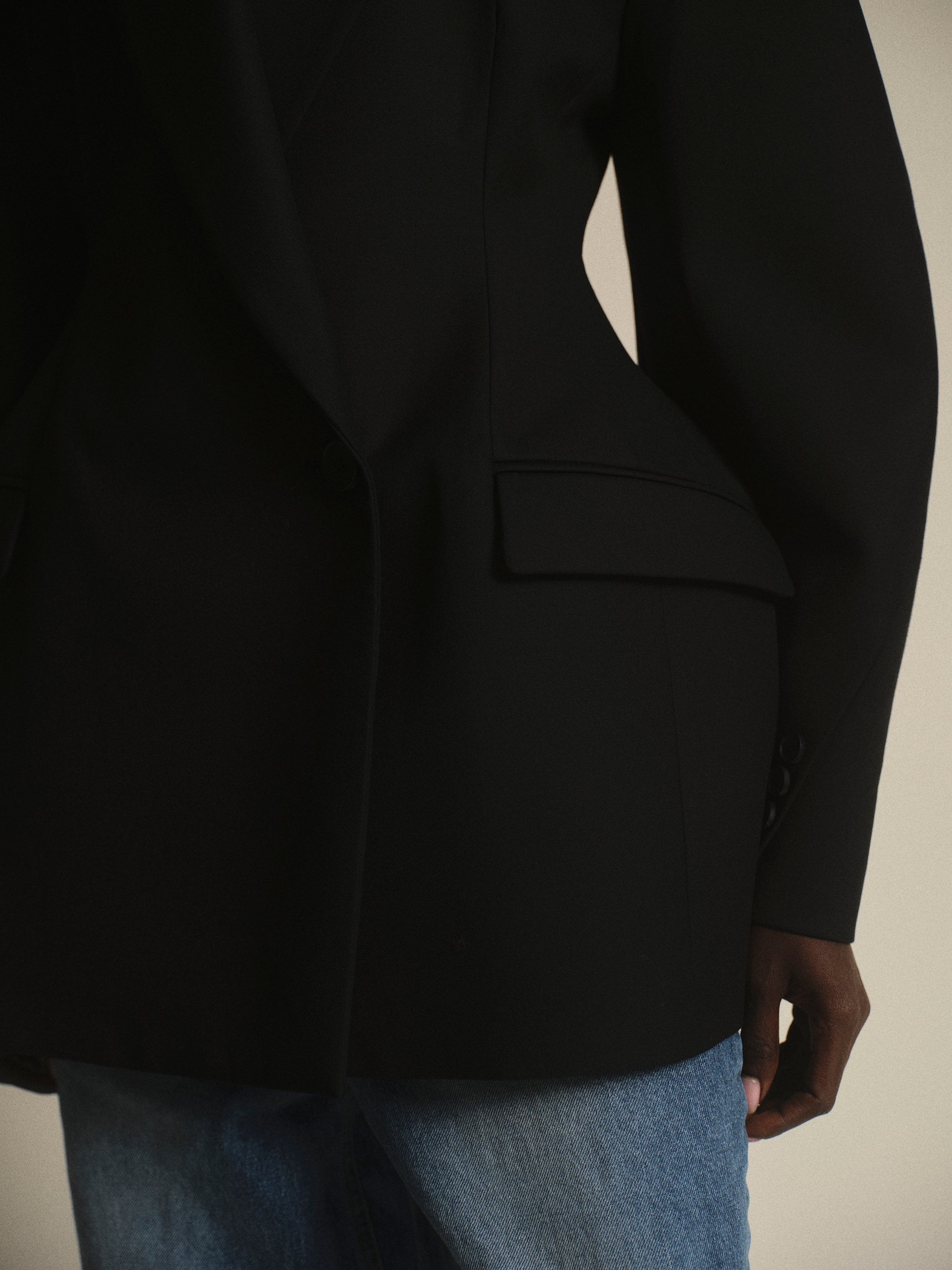 Hourglass Blazer, Black