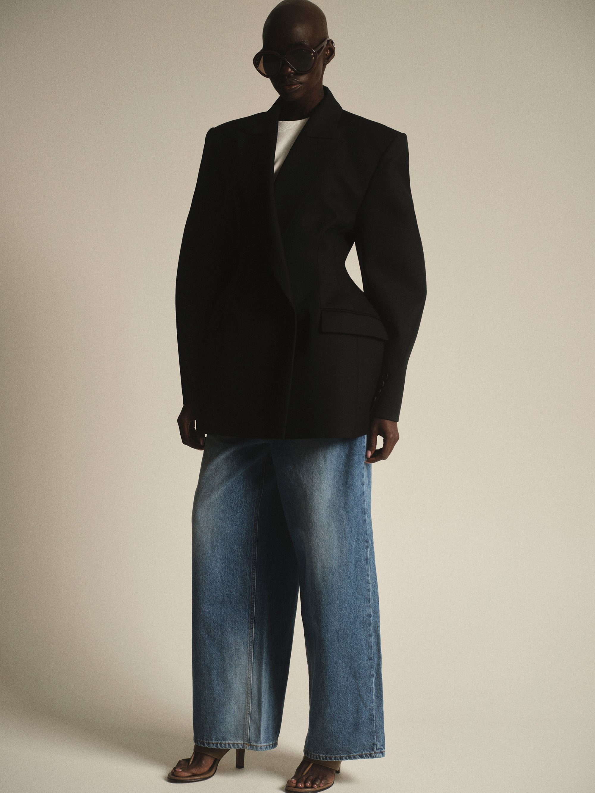 Hourglass Blazer, Black