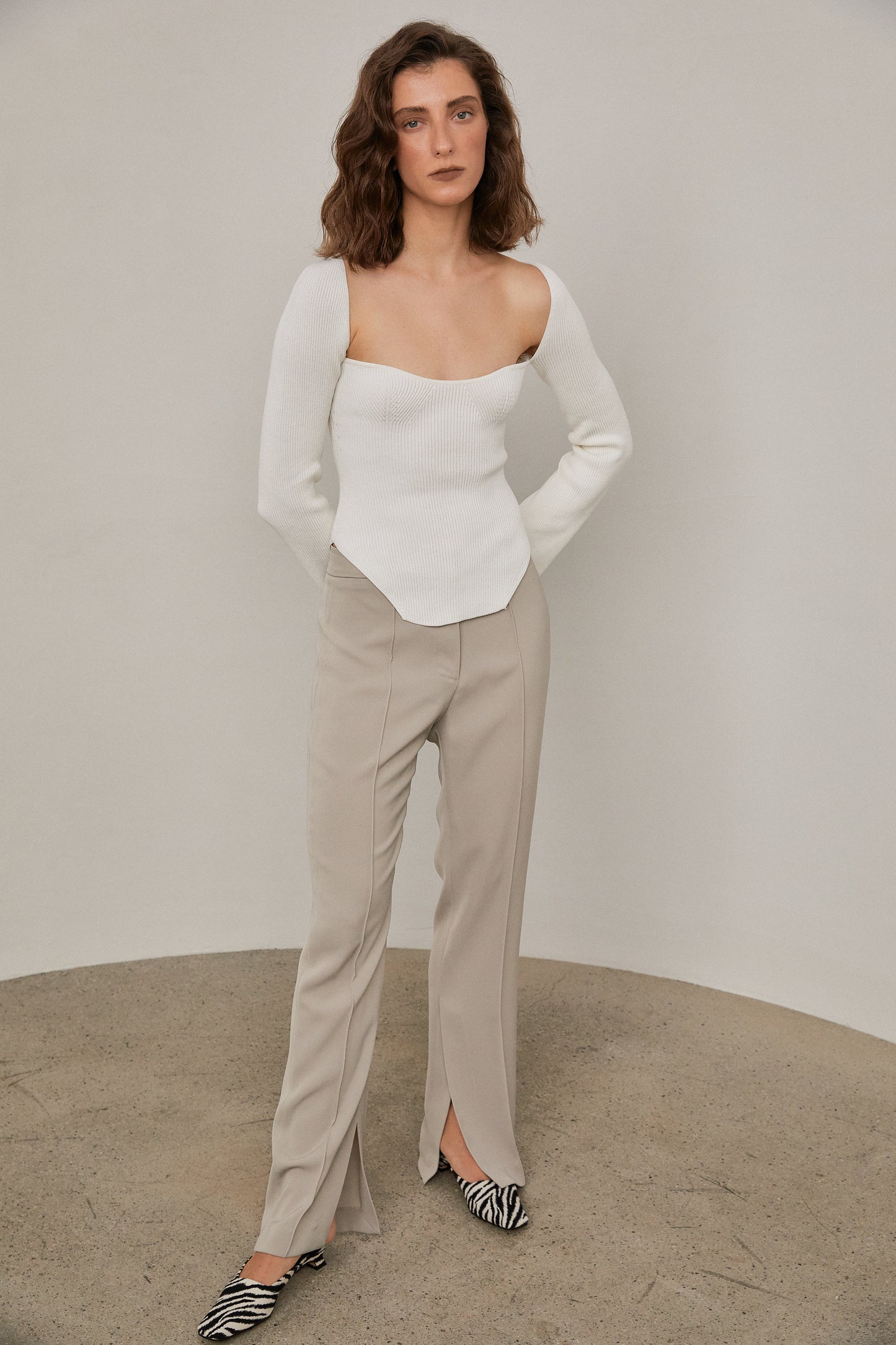 Sweetheart Neckline Ribbed Knit, Ivory