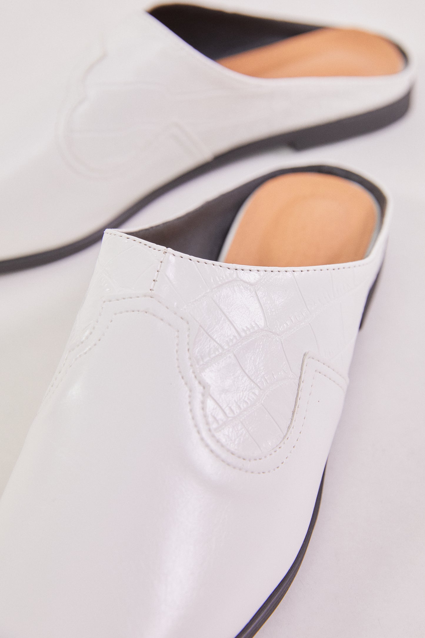 Oxford Leather Mule Slides, White