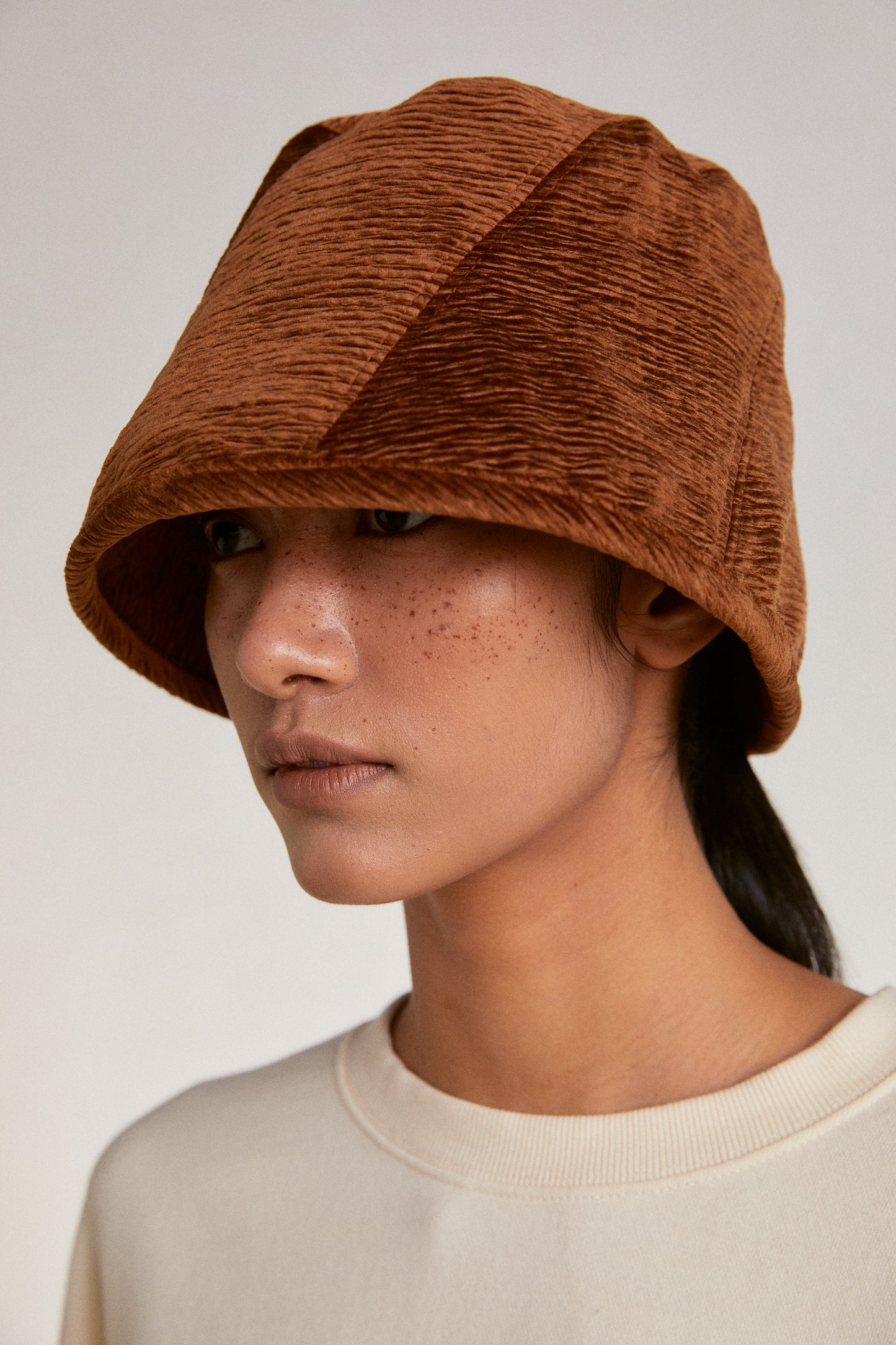 Velvet Pleated Bucket Hat, Amber Brown