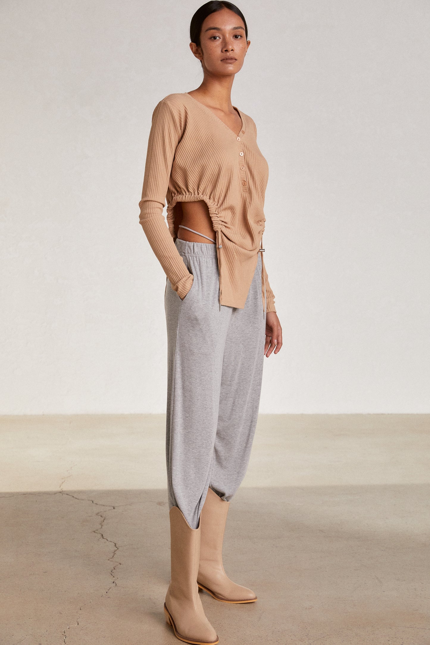 Loose Thong Pants, Light Grey