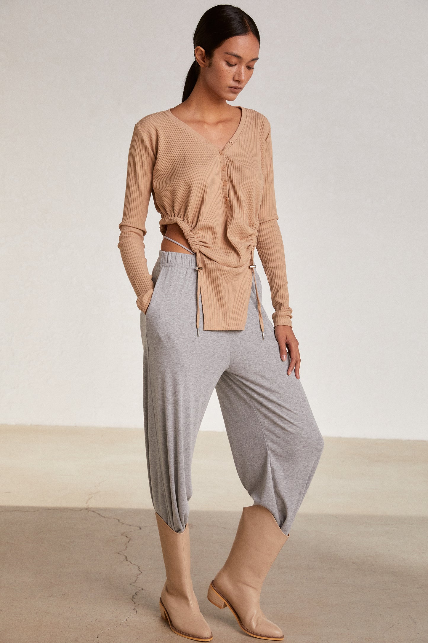 Loose Thong Pants, Light Grey