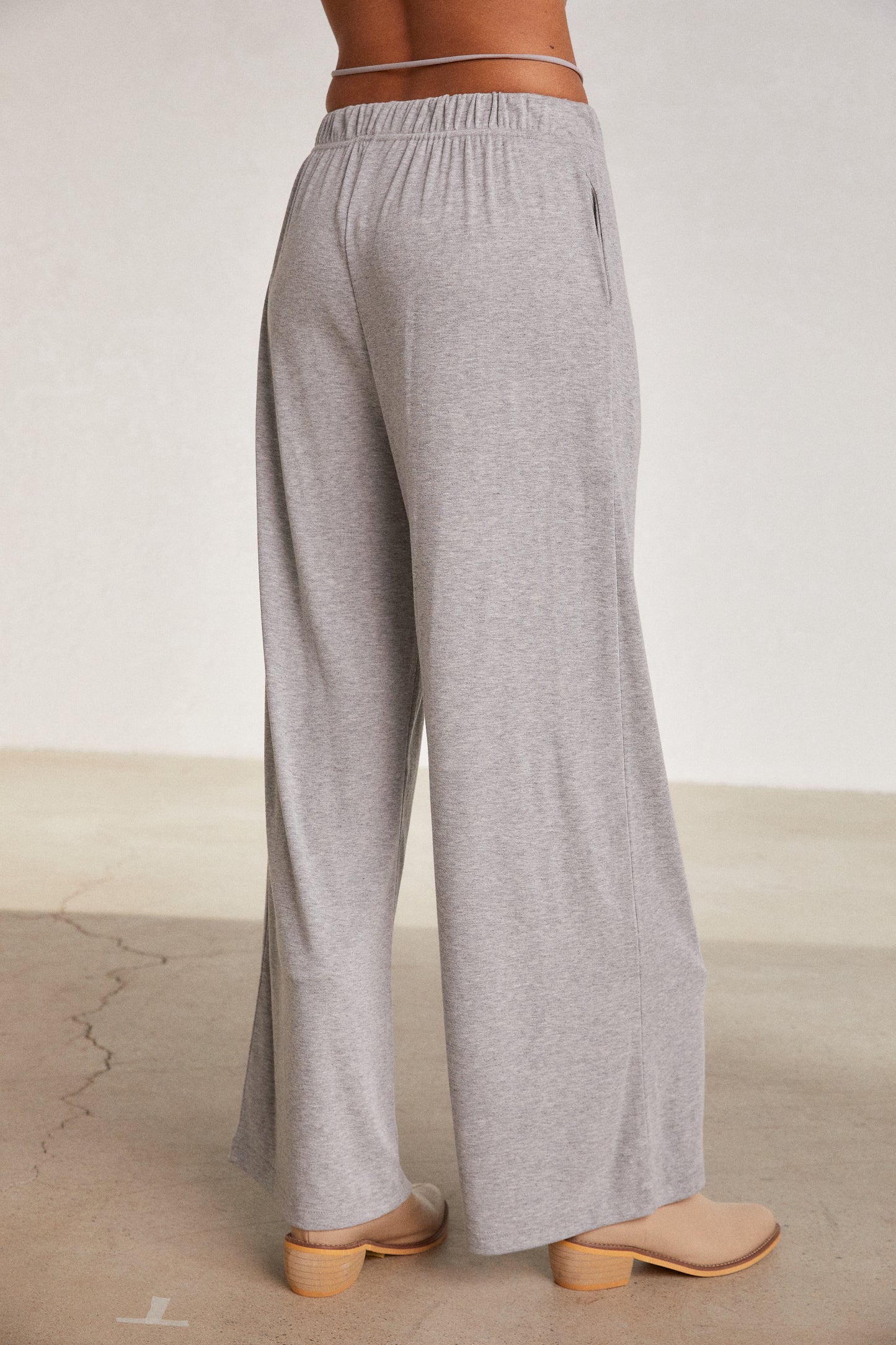 Loose Thong Pants, Light Grey