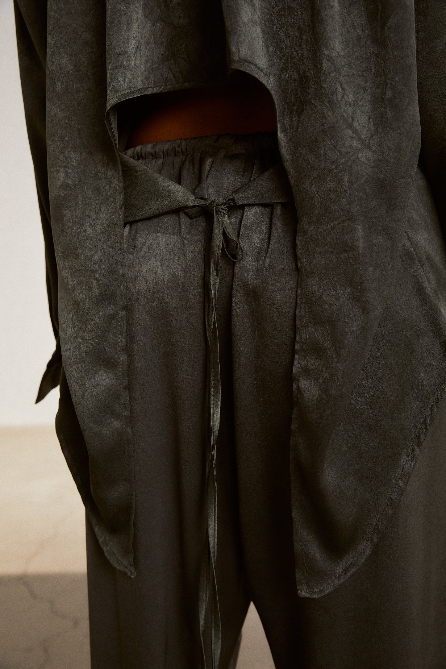Satin-Effect Tie Back Shirt, Dark Green