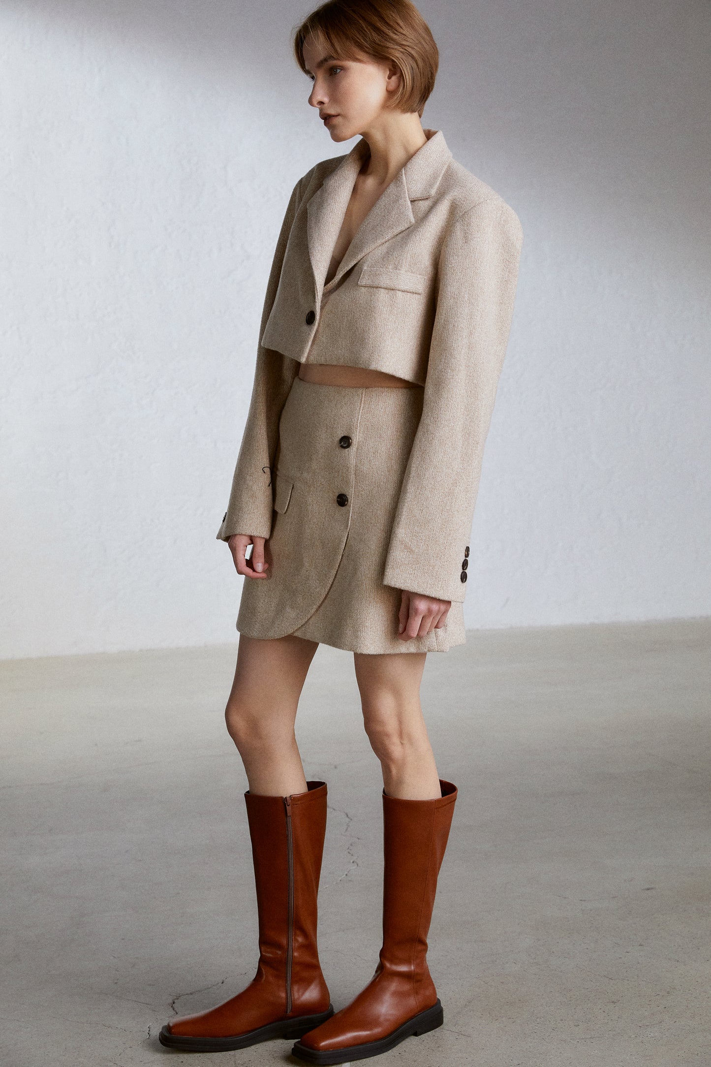 Cropped Men's Wool Blazer, Beige