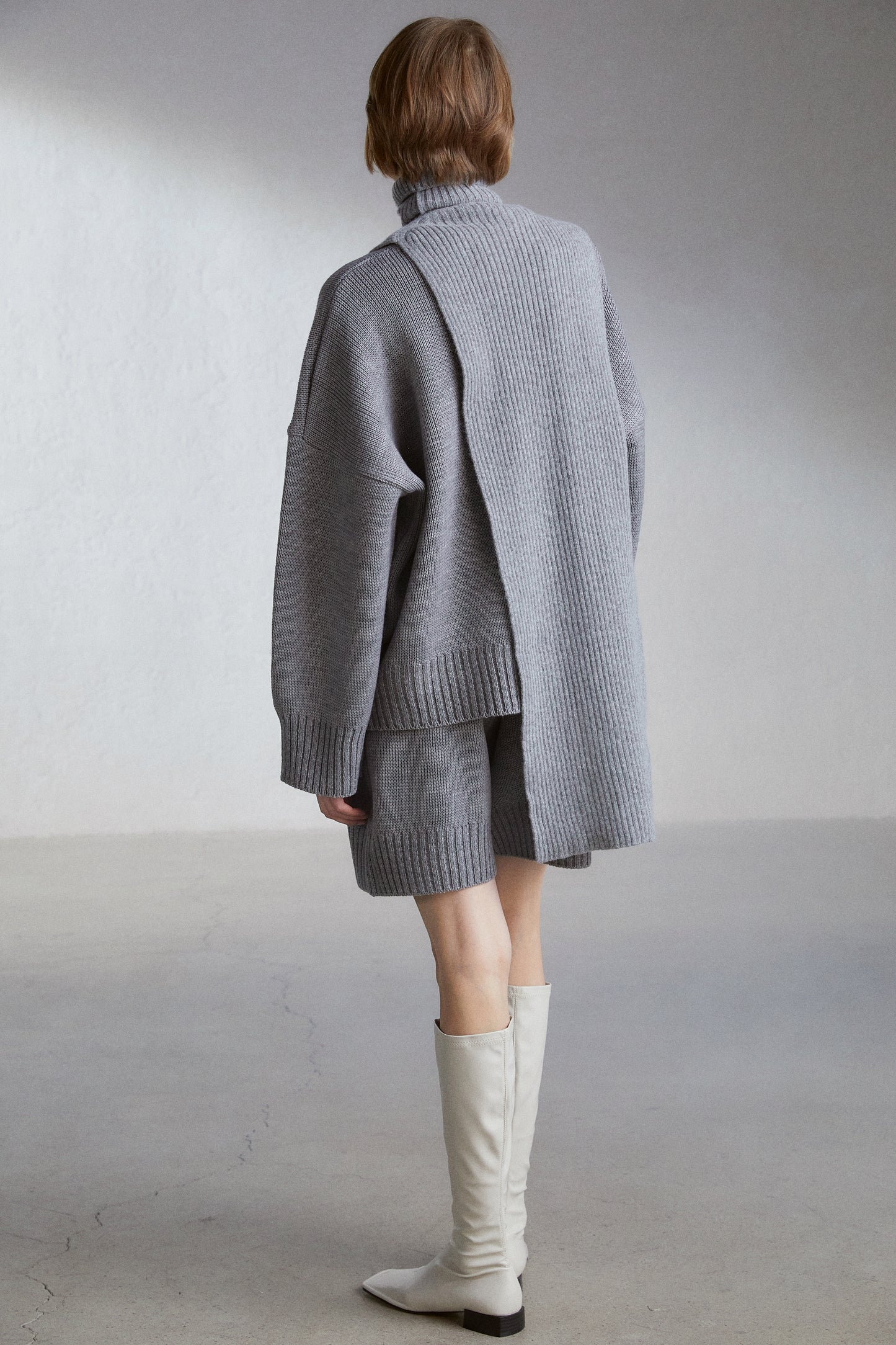 Ribbed Knit Turtleneck Scarf, Grey