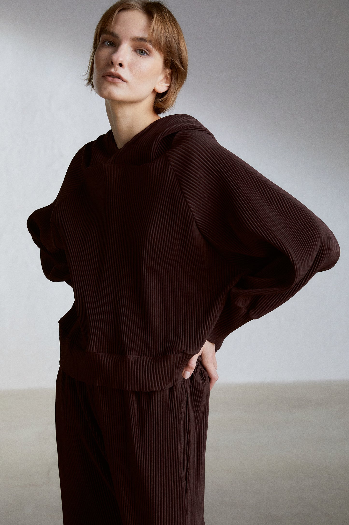 Oversize Pleated Hoodie, Wine