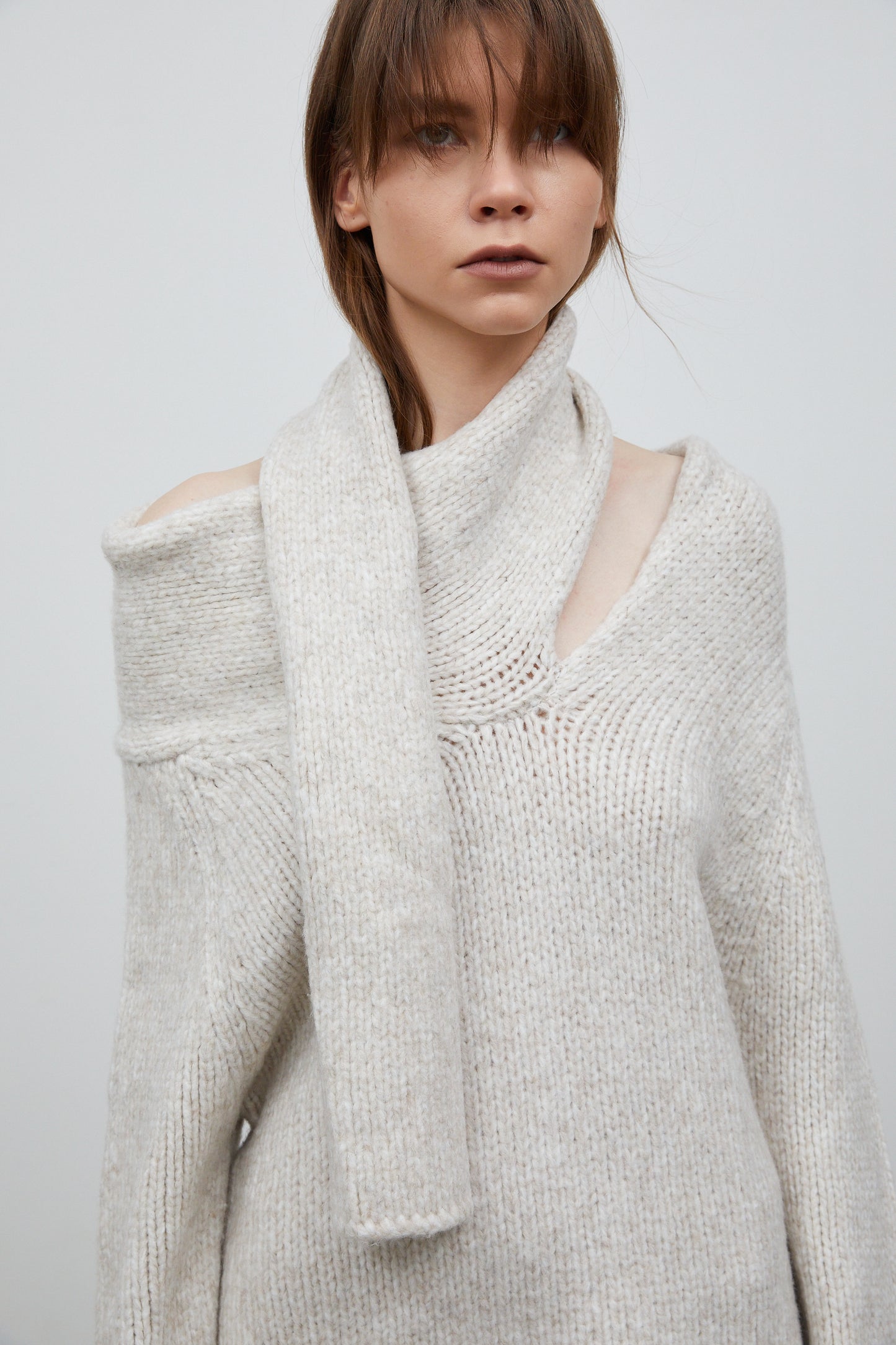Single Scarf Knit Sweater, White Melange