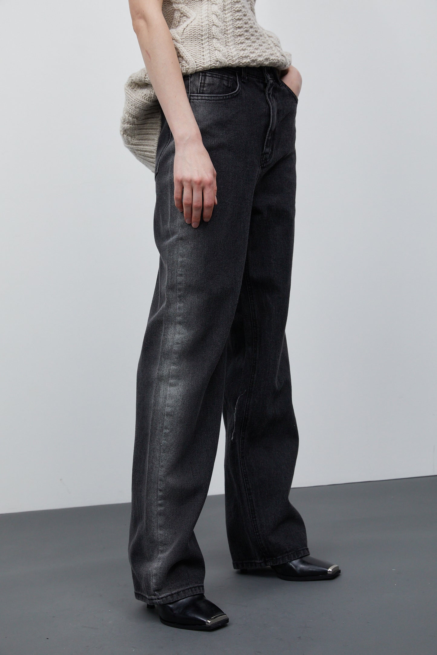 Fading Line Extra Long Jeans, Charcoal