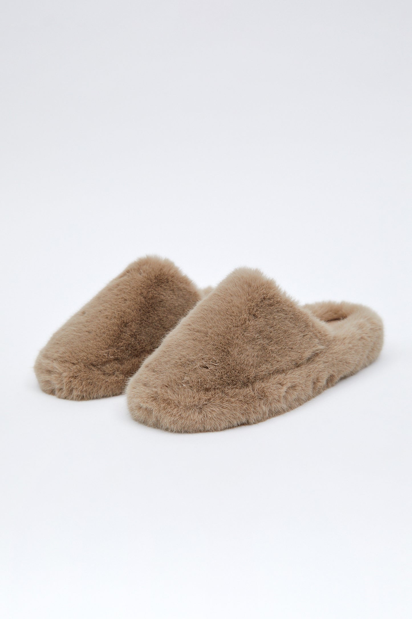 Faux Fur Slippers, Cappuccino