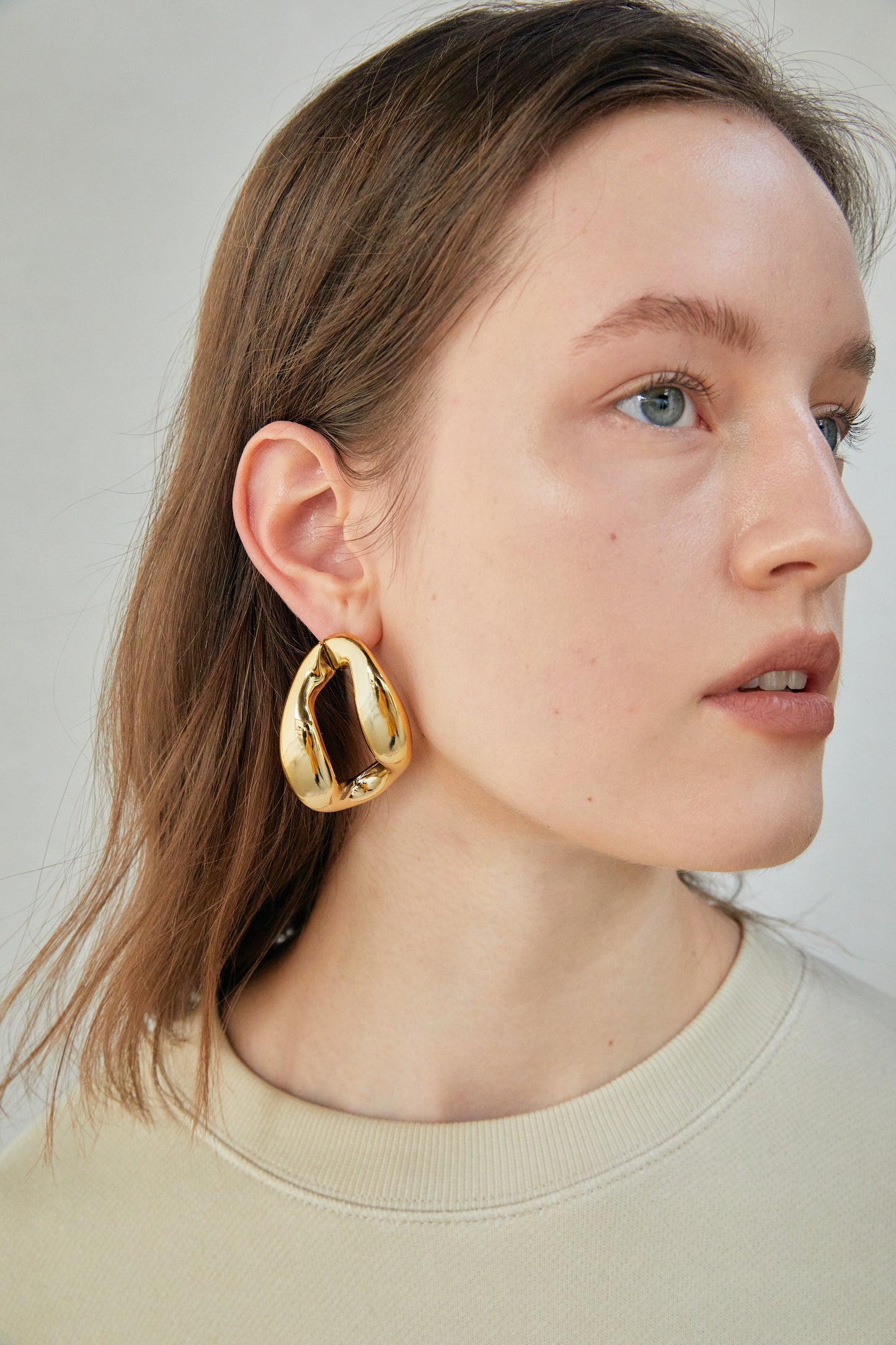 Sculptural Twisted Earring, Gold