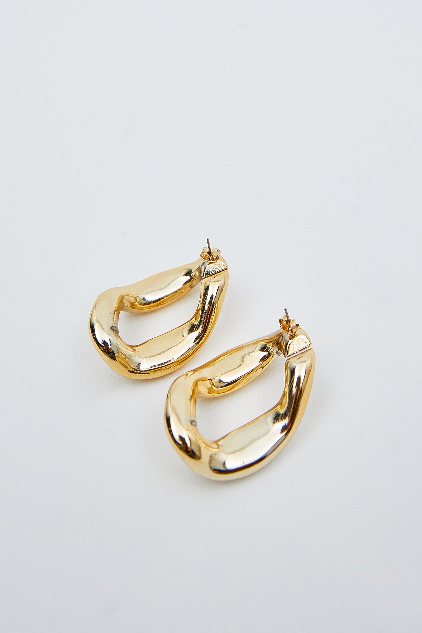Sculptural Twisted Earring, Gold