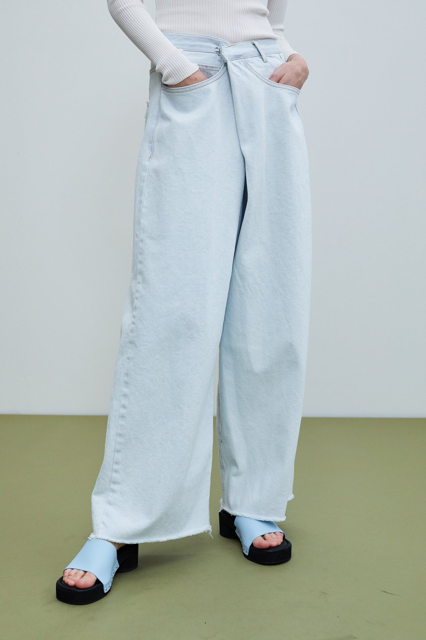 Asymmetric Wrap Folded Zip Fly Jeans, Light Blue
