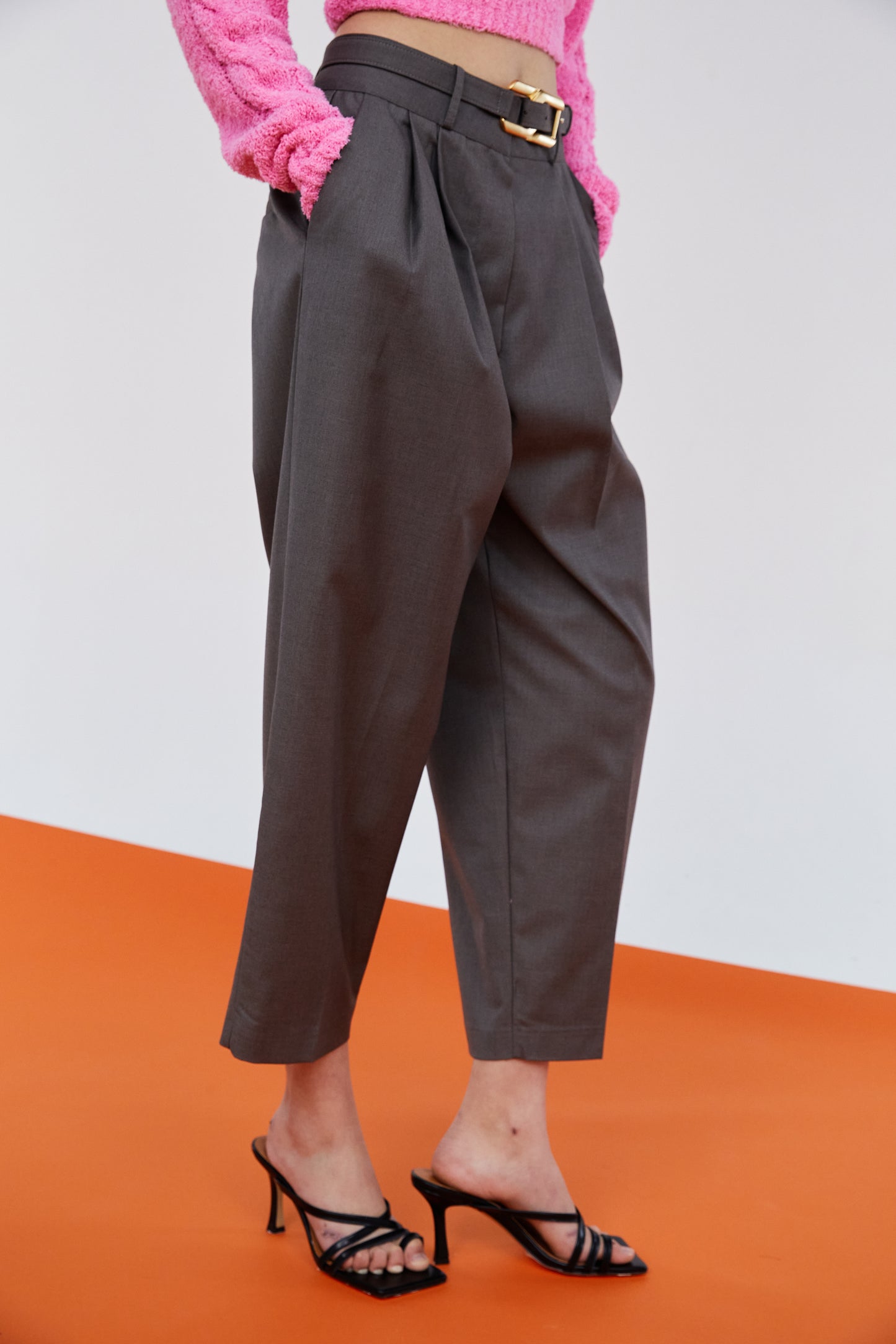 Square Belt Tapered Trousers, Charcoal