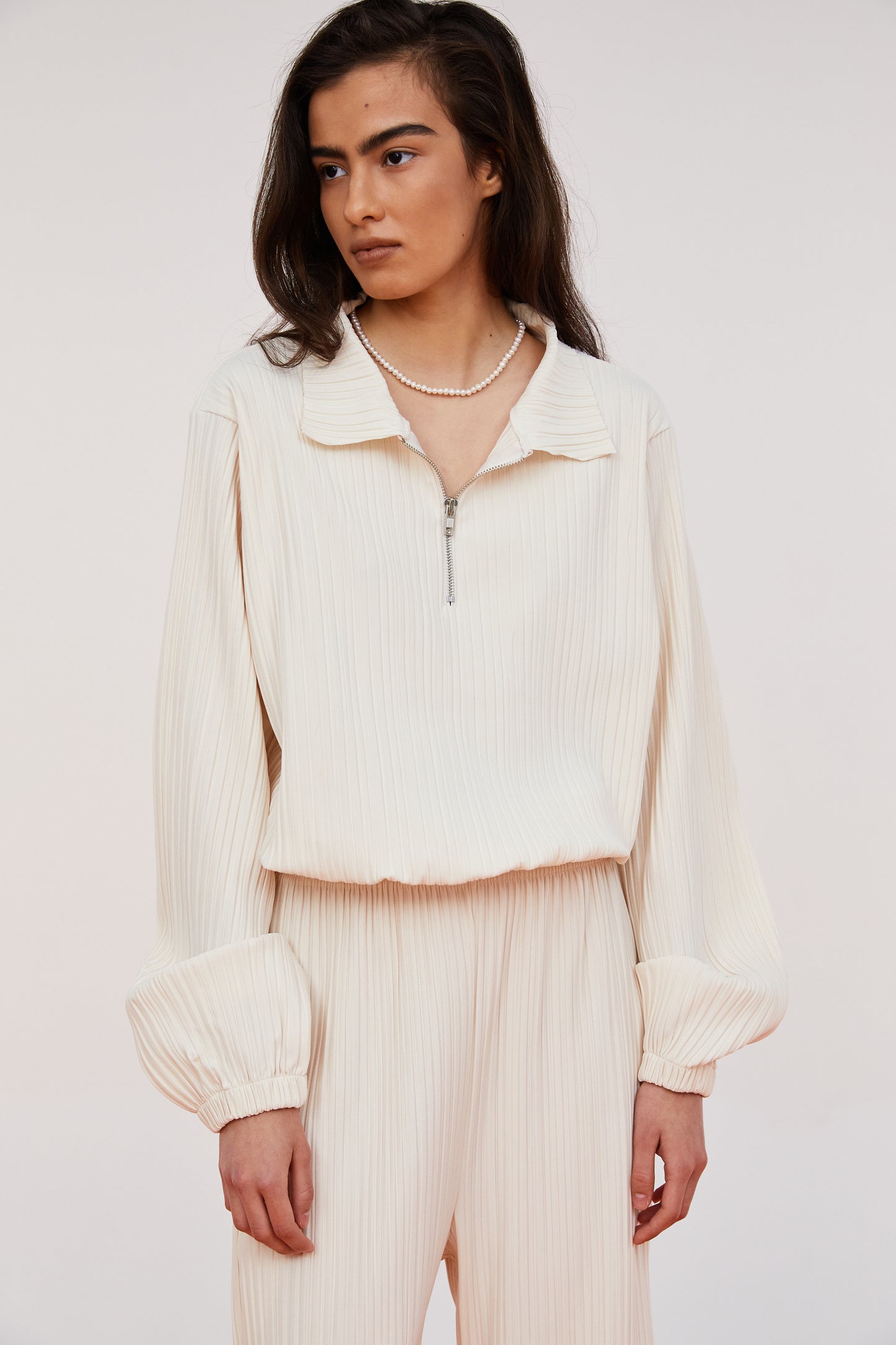 Half Zip Pleat Boxy Sweatshirt, Alabaster