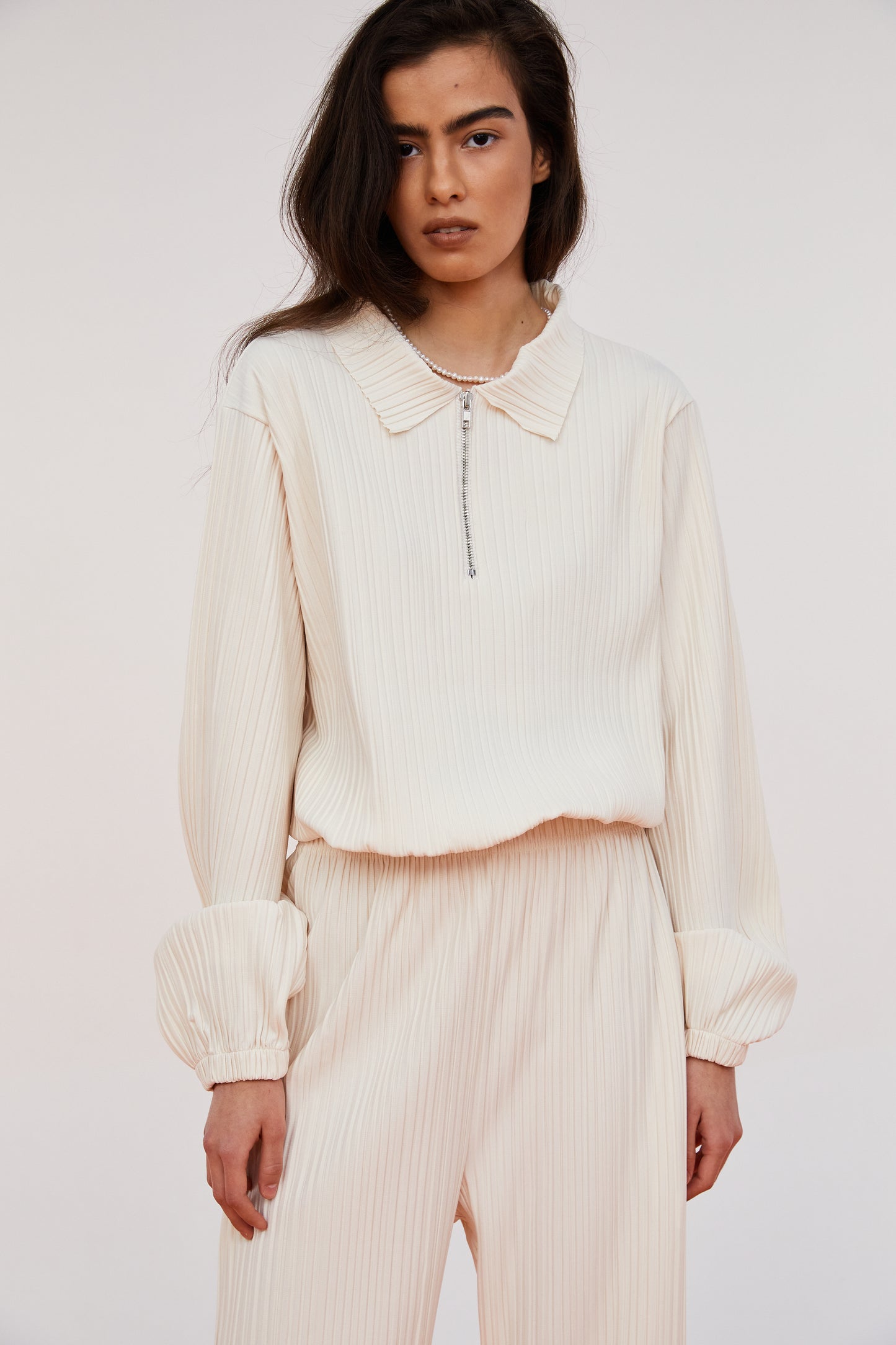 Half Zip Pleat Boxy Sweatshirt, Alabaster
