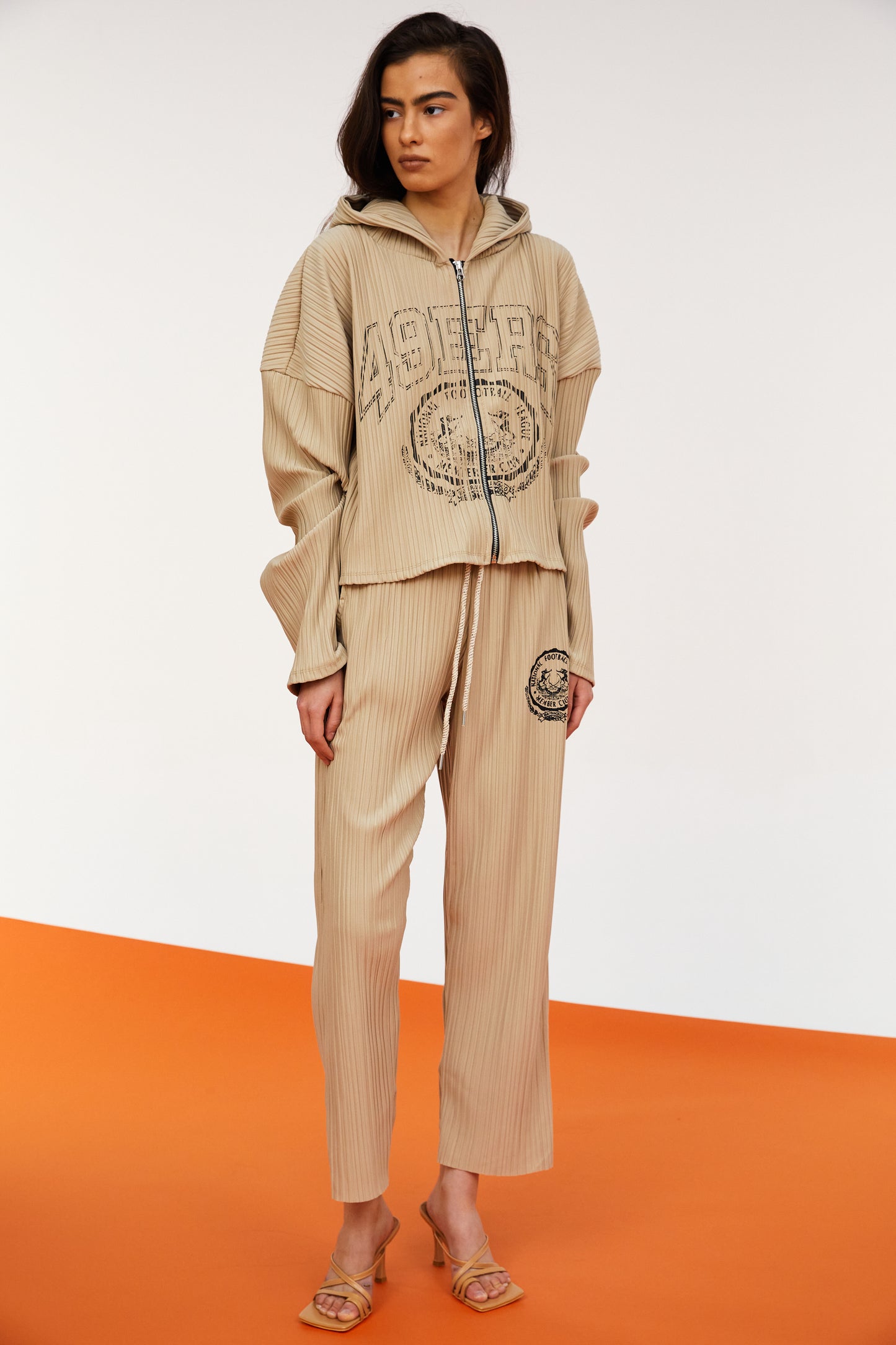 Varsity Pleat Sweatpants, Sand
