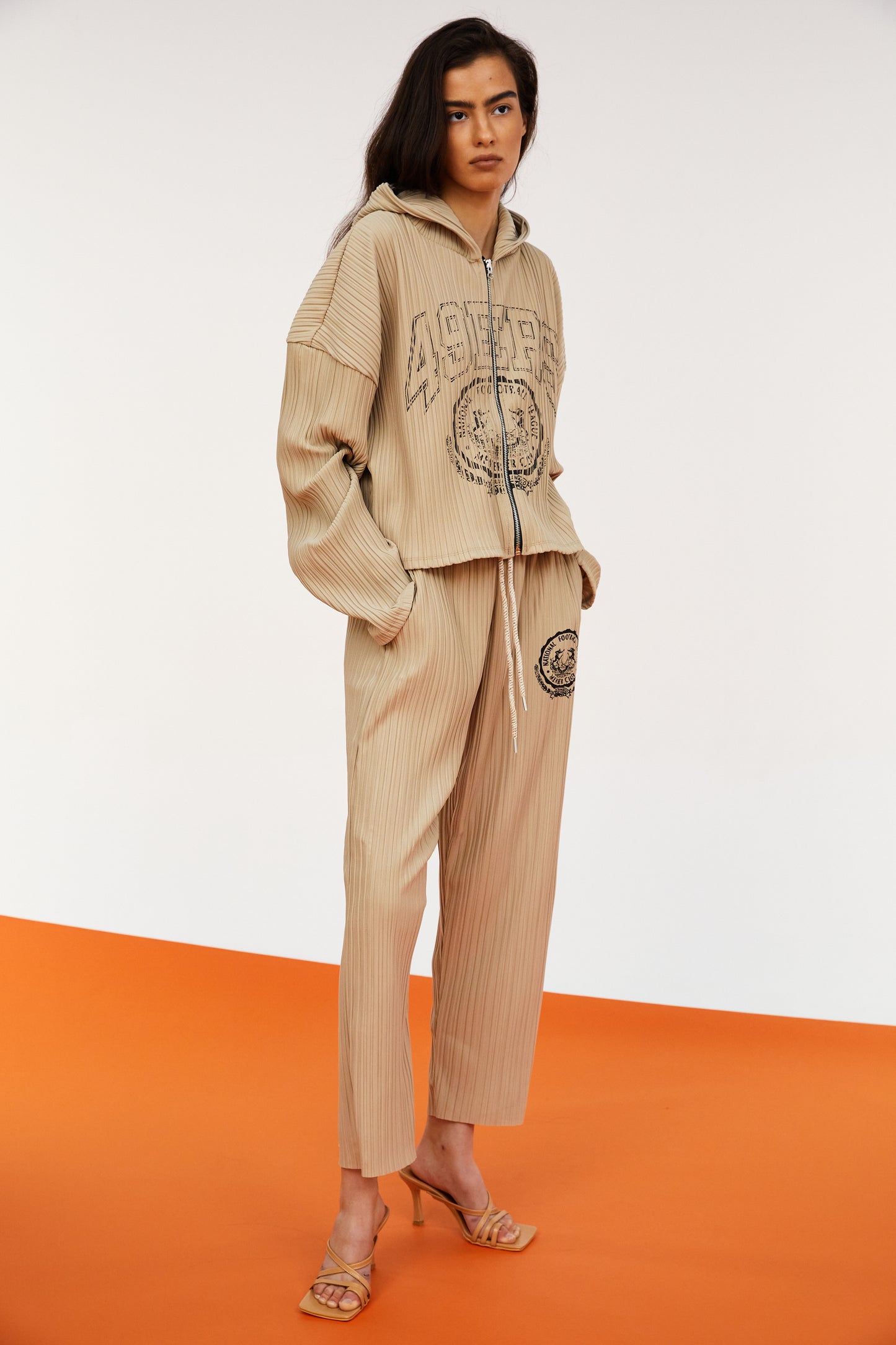 Varsity Pleat Sweatpants, Sand
