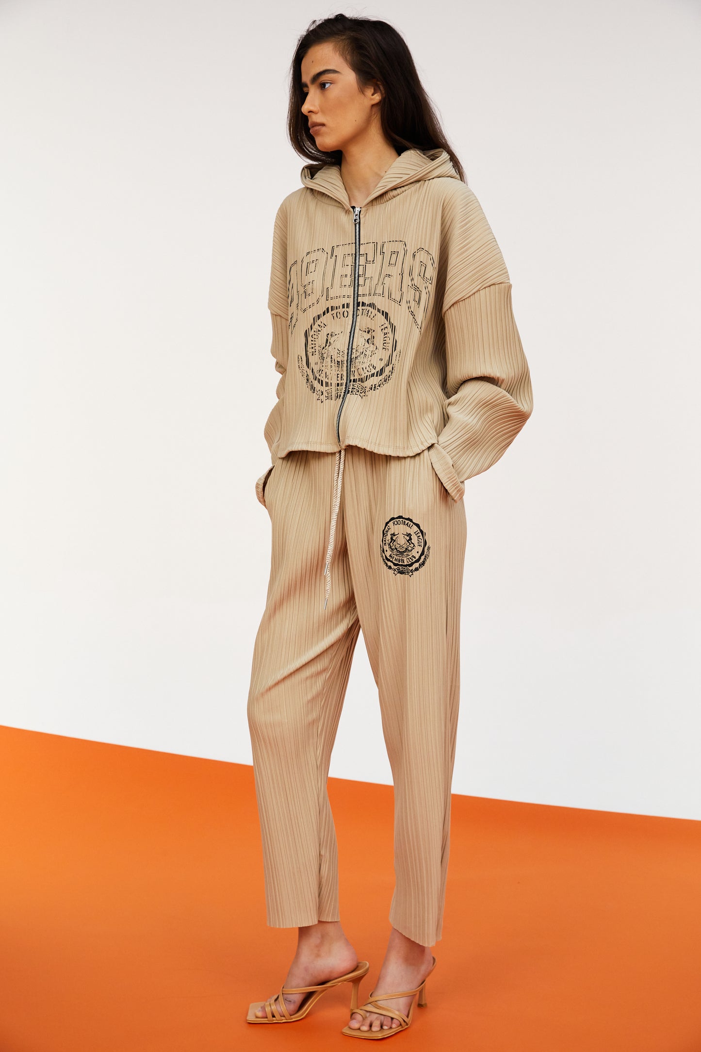 Varsity Pleat Sweatpants, Sand