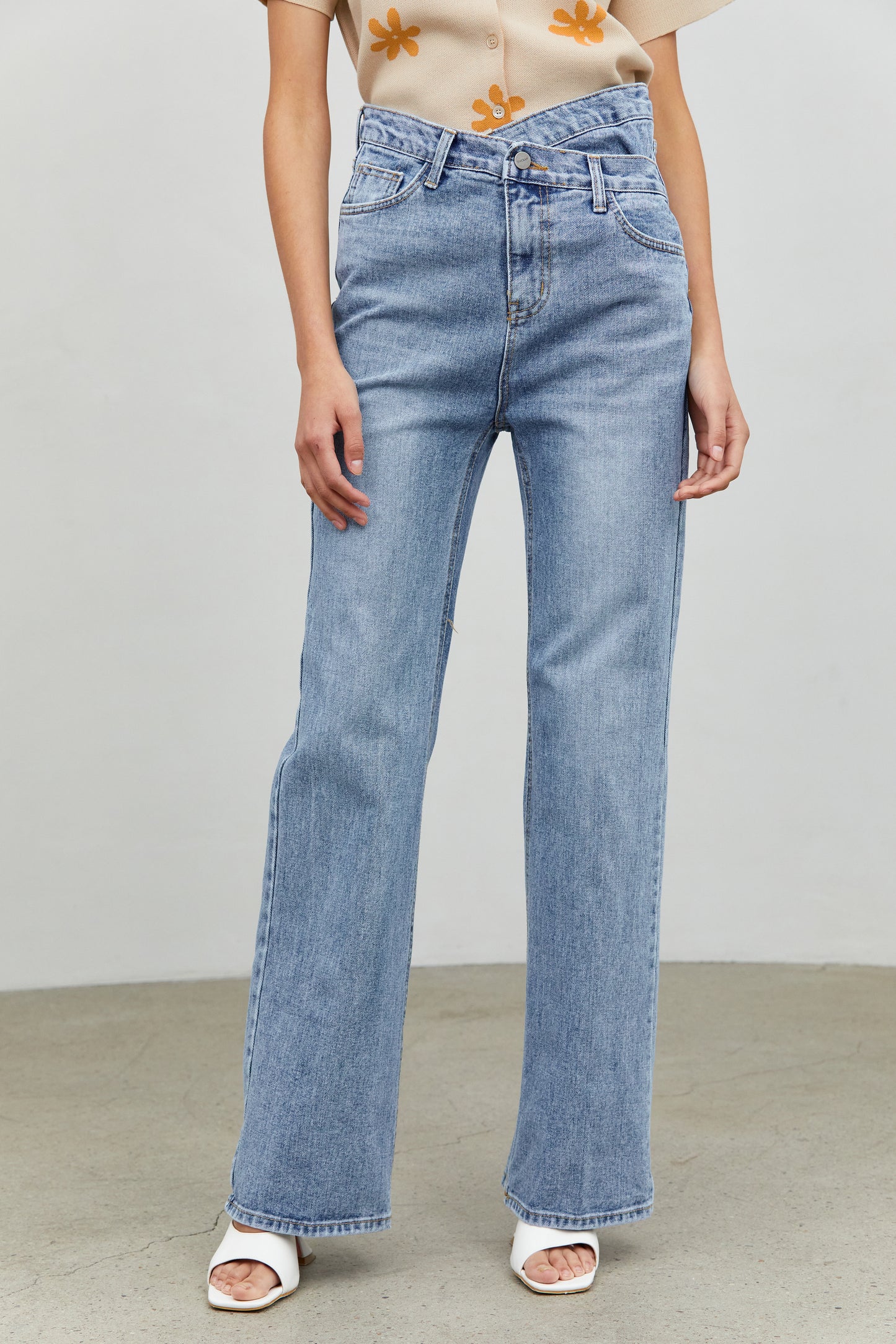 Straight Leg Criss Cross Waist Jeans, Blue