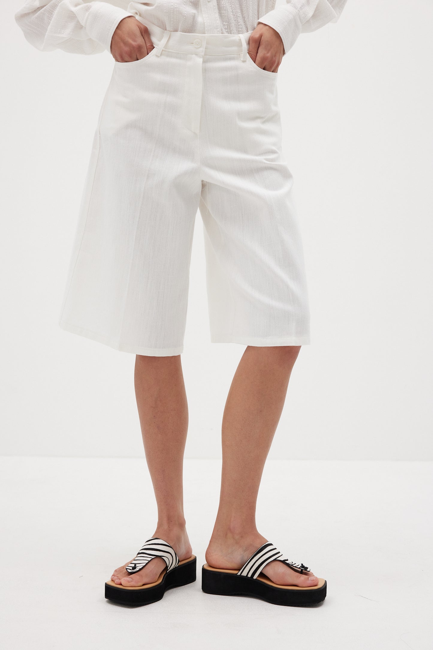 Fine Cotton Bermuda Shorts, White